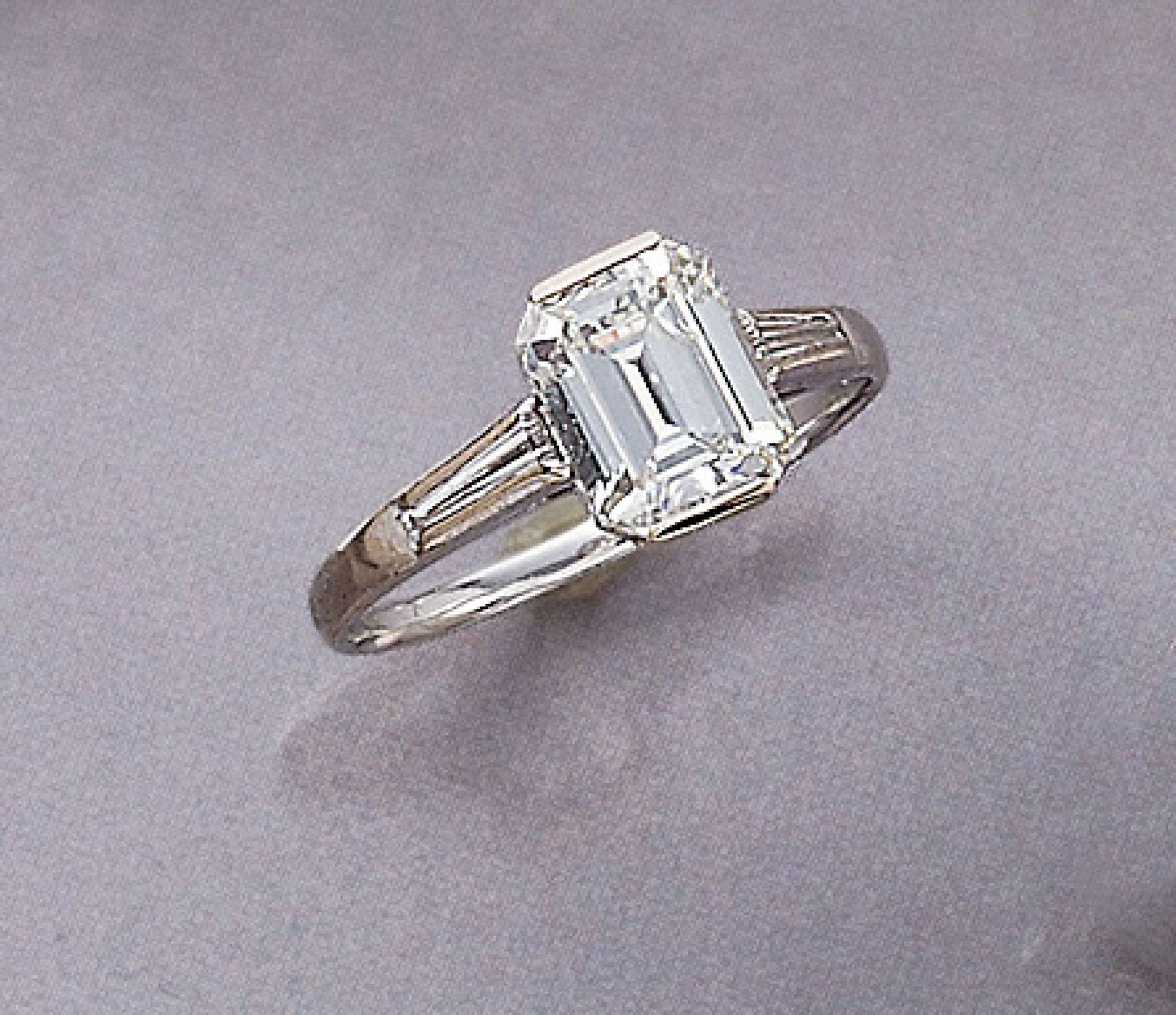 14 kt Gold Ring mit Diamant, WG 585/000, Diamant im