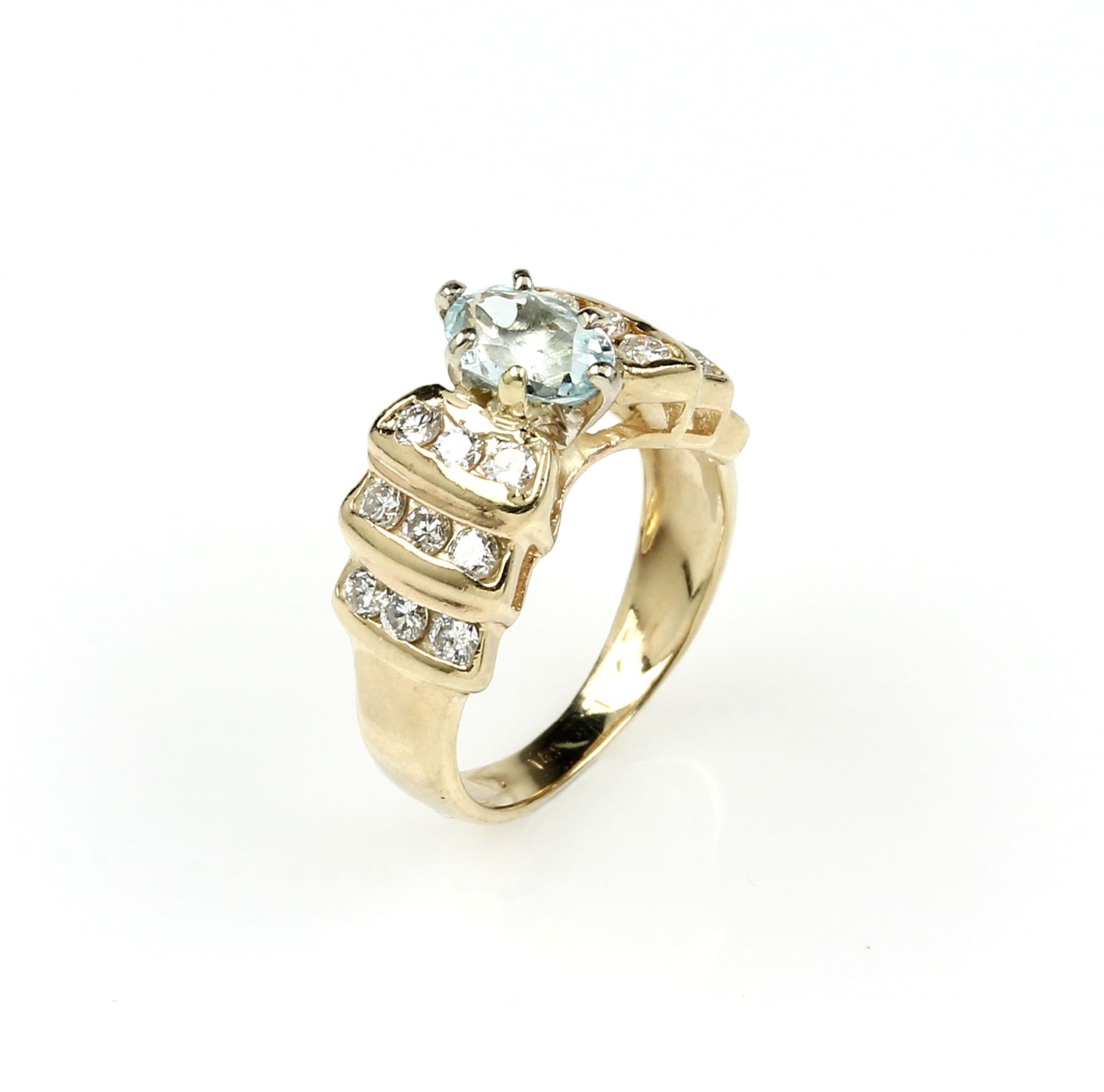 14 kt Gold Ring mit Diamanten und Aquamarin, GG 585/000,