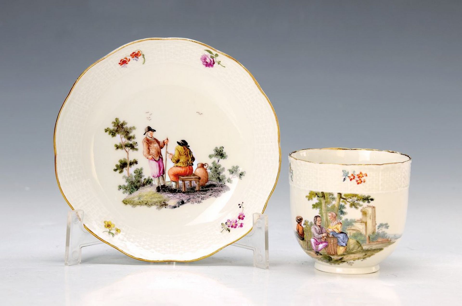 Tasse mit Untertasse, Meissen, um 1750, Relief Alt Ozier,