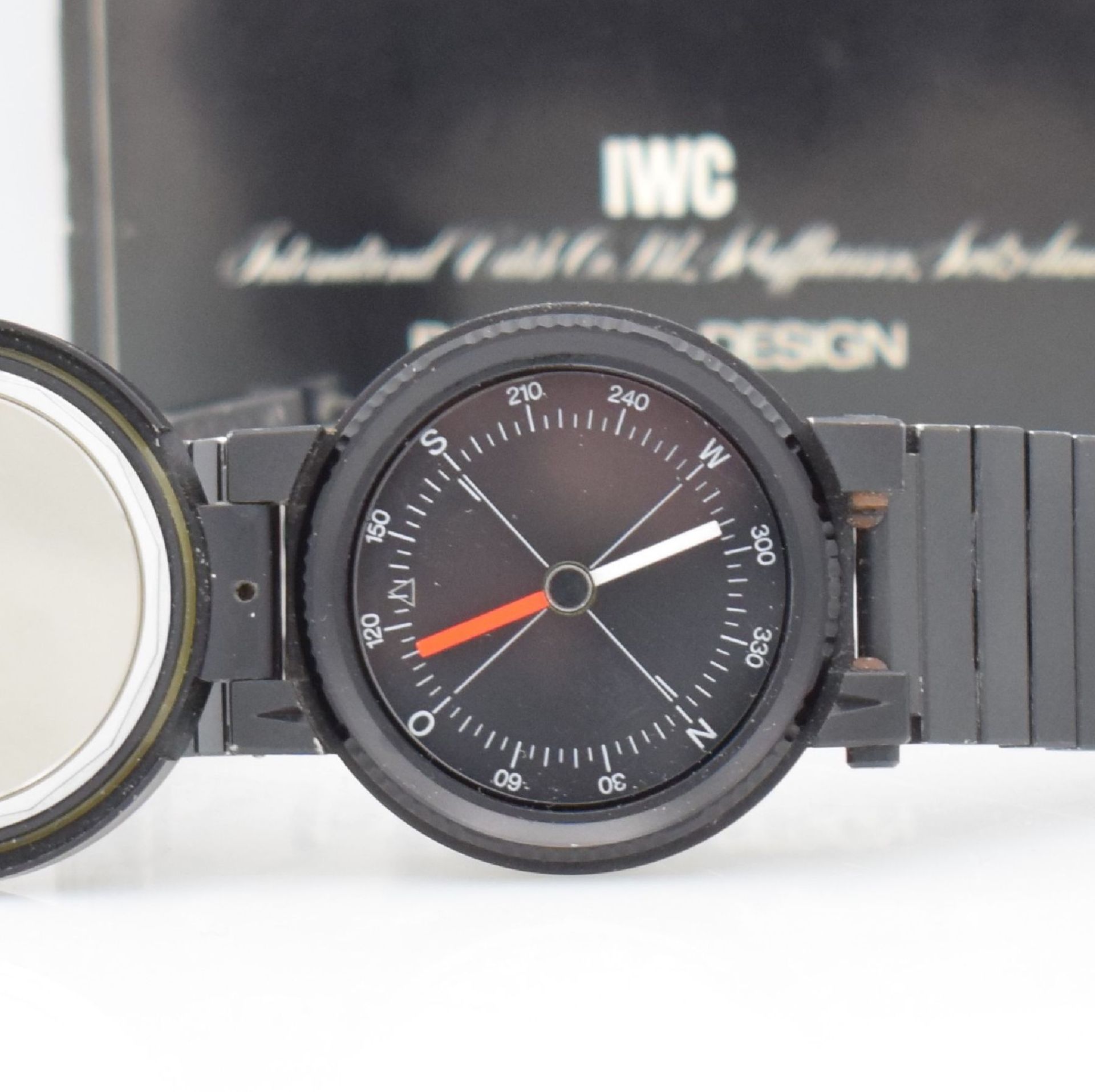 IWC Porsche Design Herrenarmbanduhr mit Kompass, Schweiz - Bild 7 aus 9