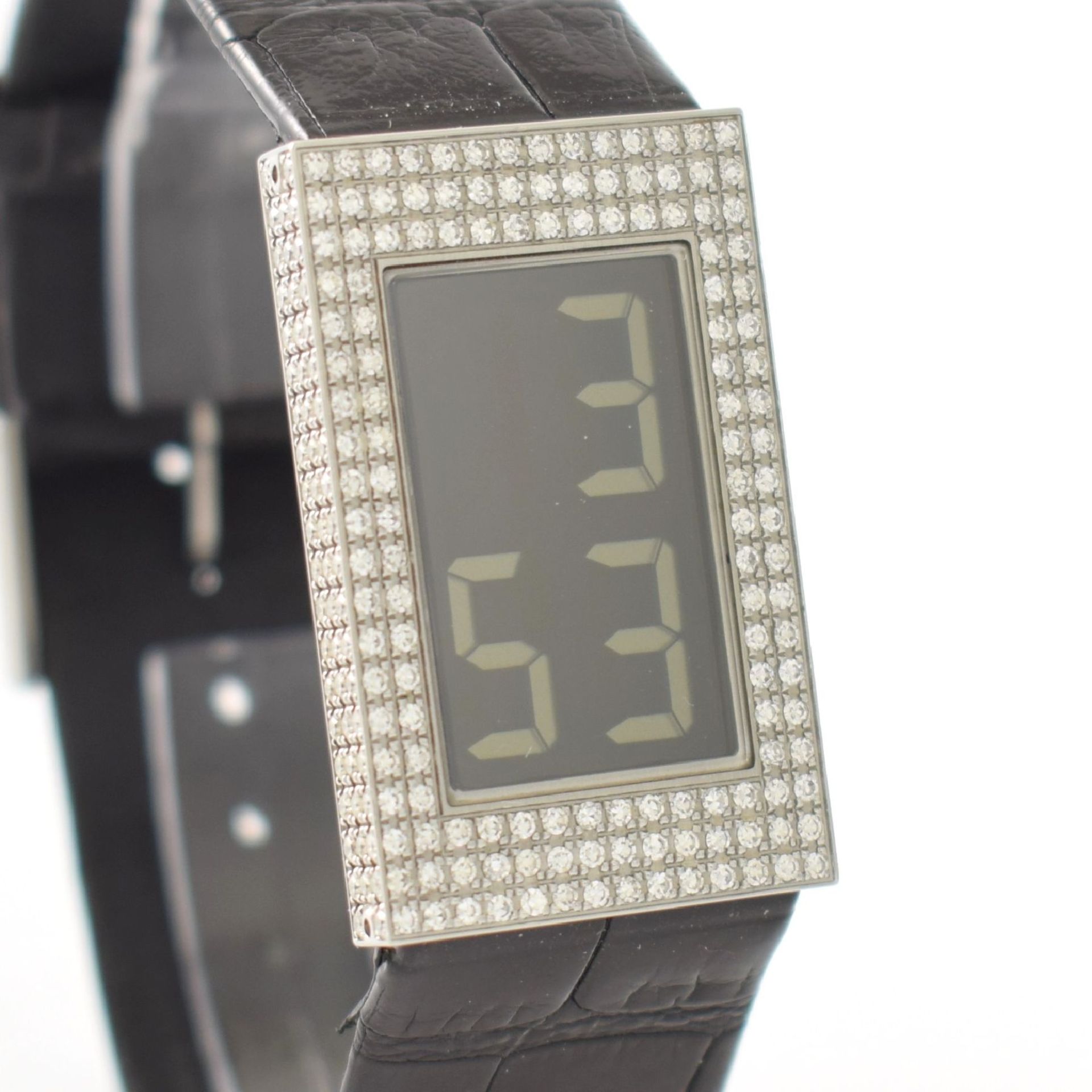 VENTURA Armbanduhr mit Brillantbesatz designed von - Bild 6 aus 10