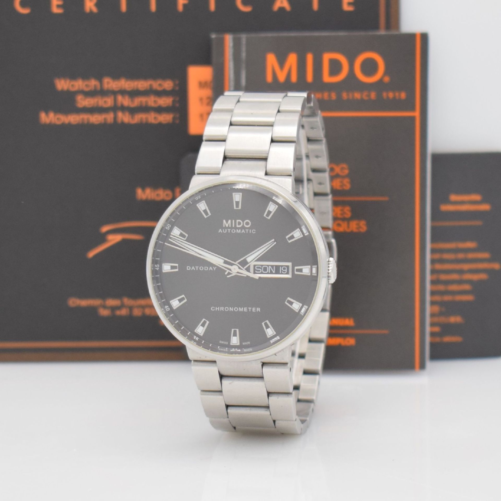 MIDO Commander II Datoday Herrenarmbanduhr, Schweiz verk. - Bild 3 aus 9