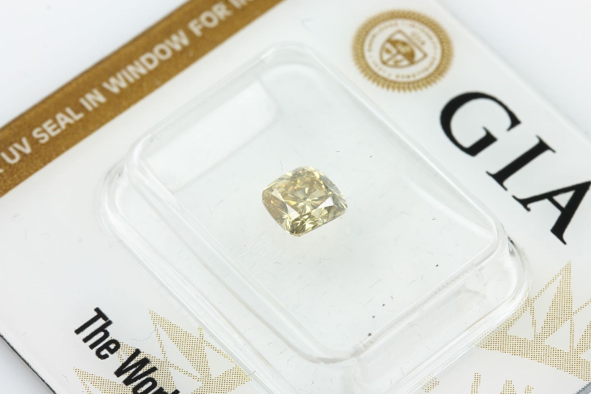 Loser Diamant, 0.73 ct Natural fancy brownish yellow/p1, - Bild 3 aus 3