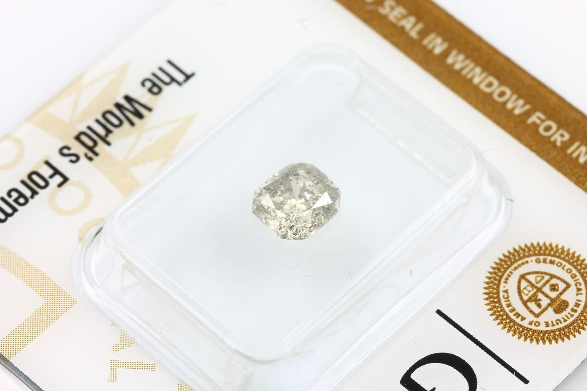 Loser Diamant, 0.76 ct Natural fancy gray- greenish - Image 3 of 3