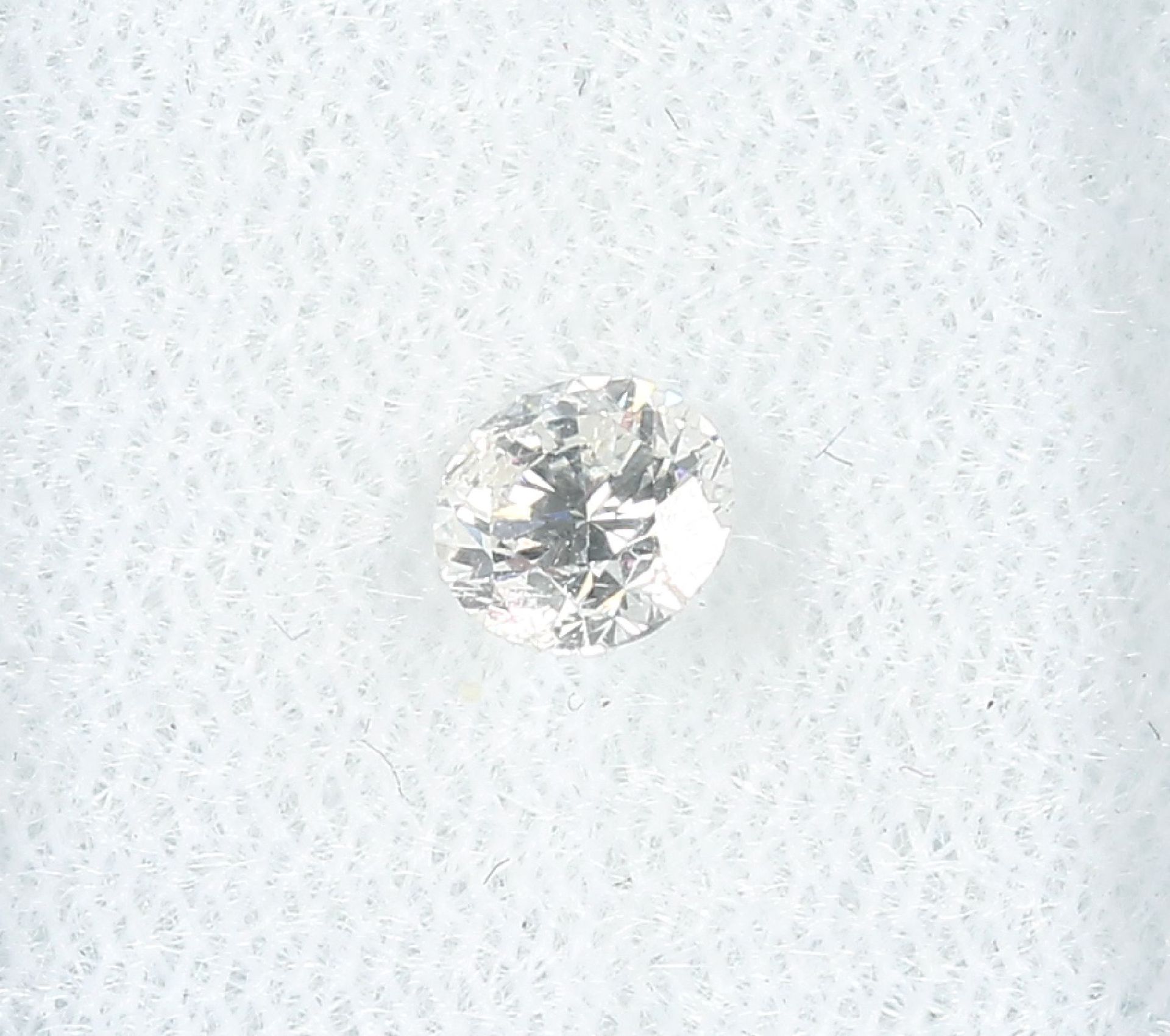 Loser Brillant, ca. 0.51 ct feines Weiß/p1 Schätzpreis: