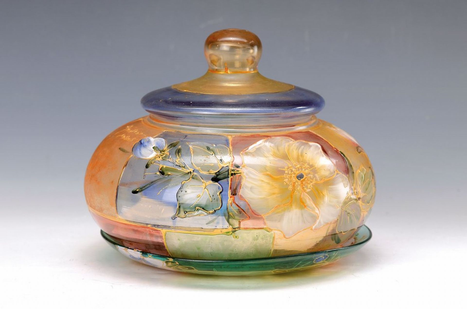 Deckeldose, Frankreich, um 1920-25, farbloses Glas, flach