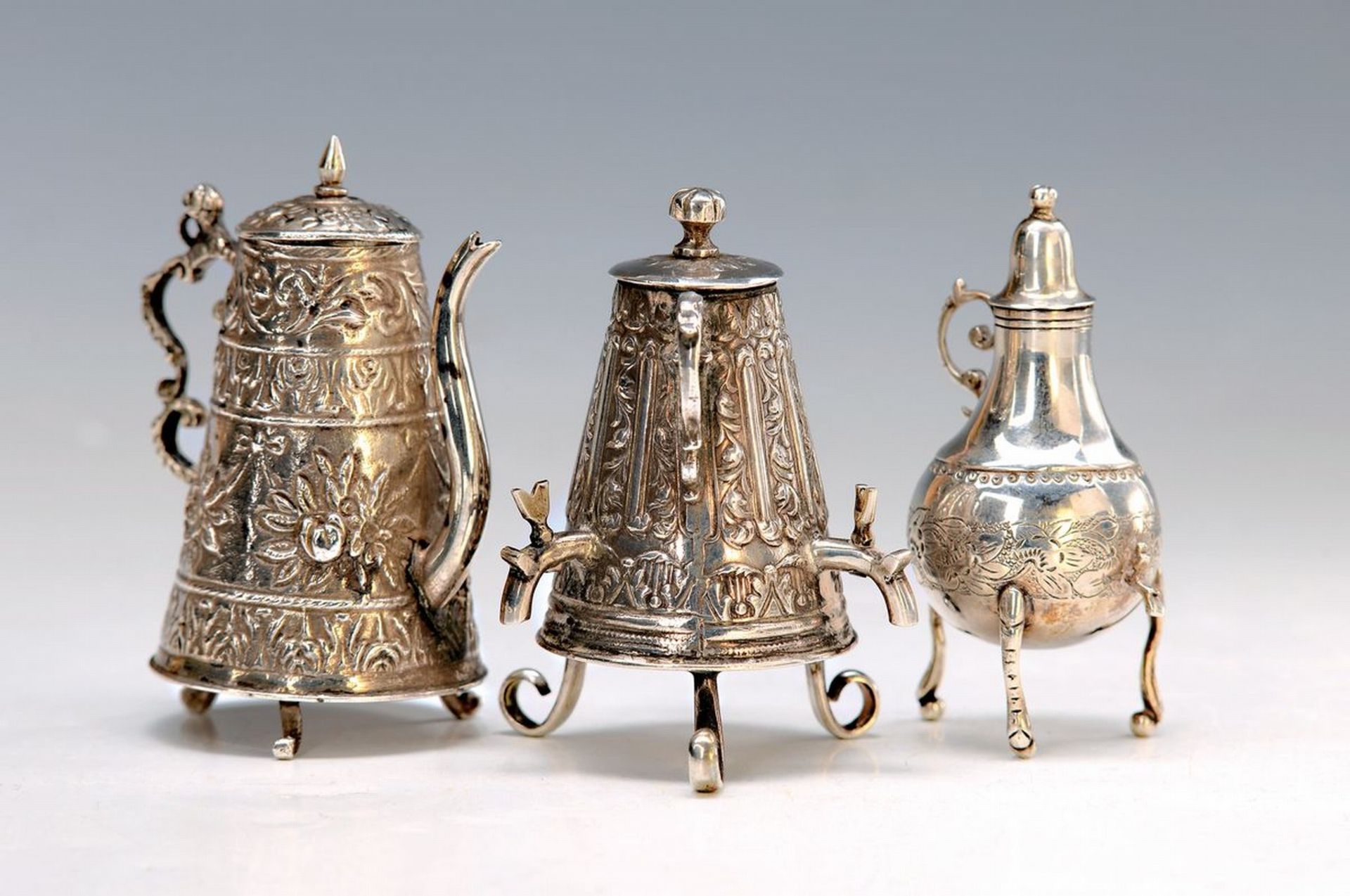 3 Miniaturkannen, Niederlande, um 1780-1820, Silber,