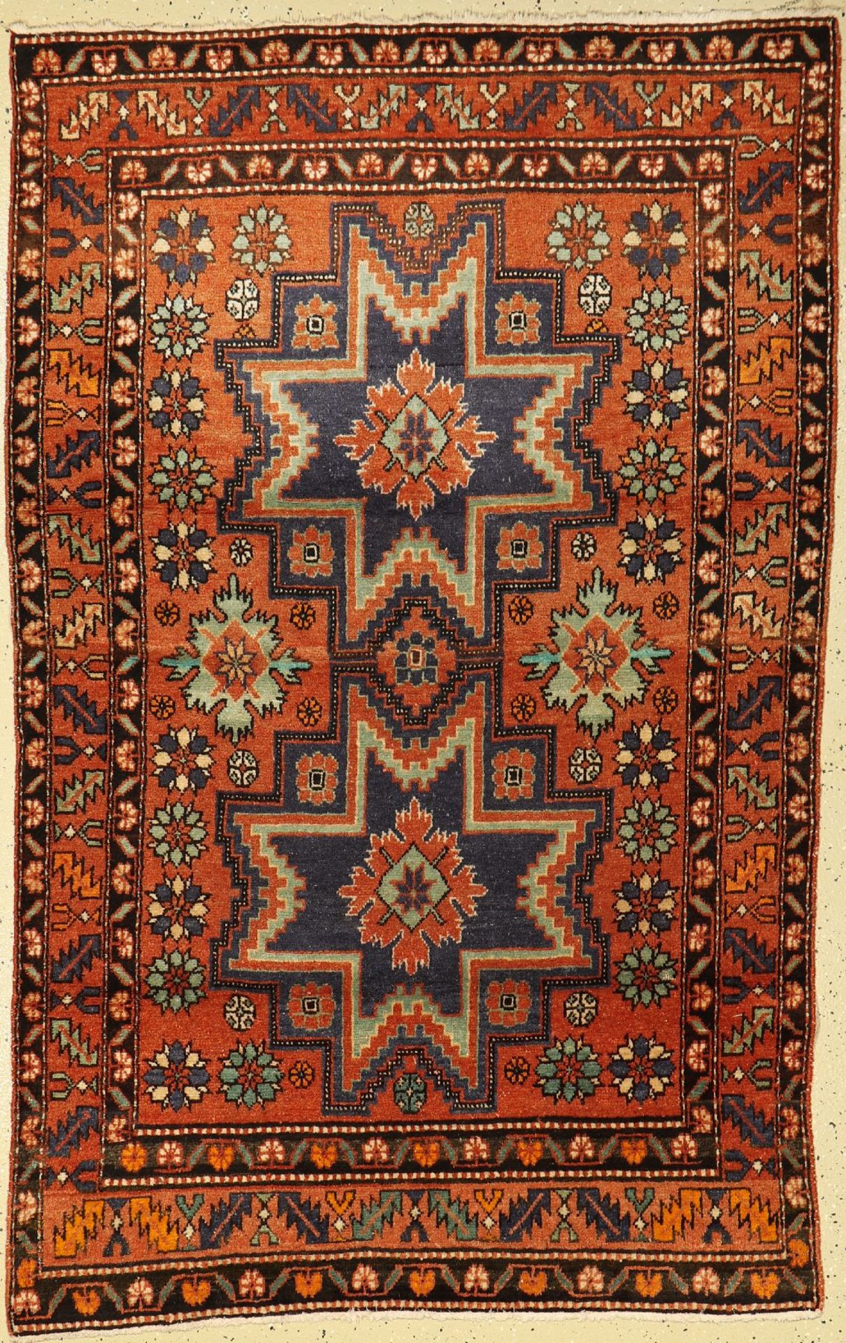 Kazak alt, Kaukasus, ca. 50 Jahre, Wolle auf Baumwolle,
