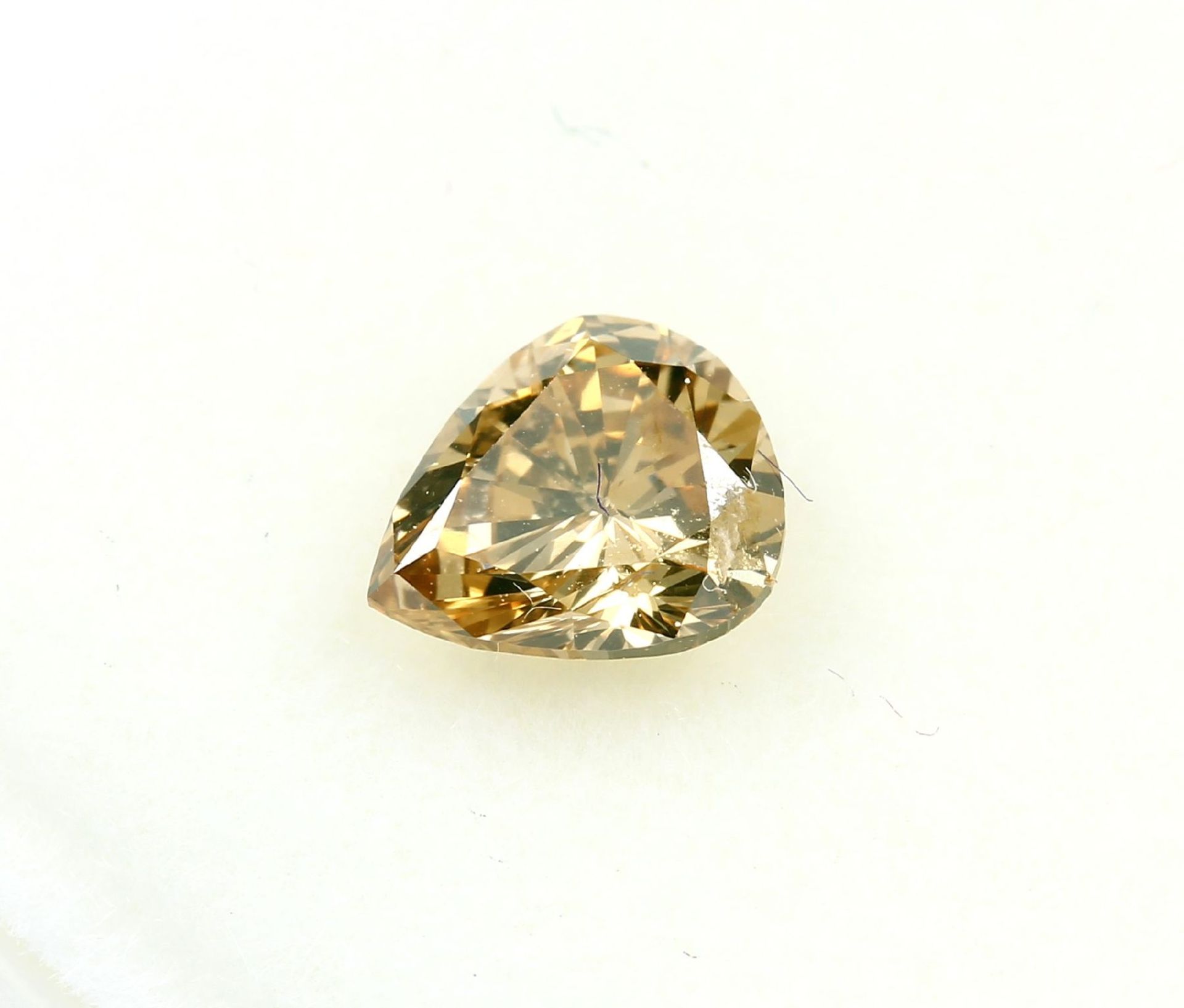 Loser Diamant, 0.51 ct Natural fancy intense yellowish - Image 2 of 3