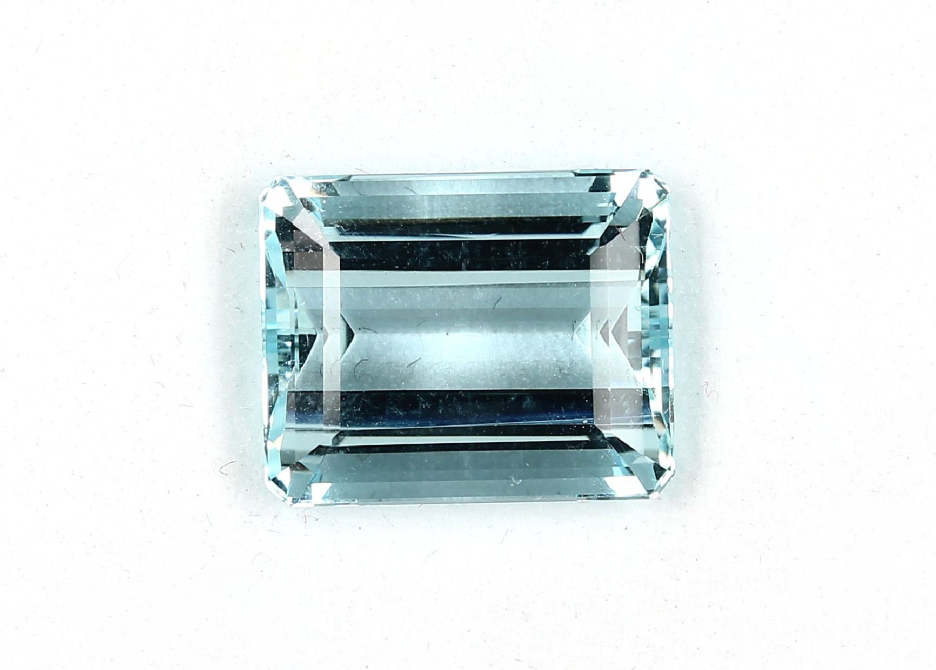 Loser Aquamarin, ca. 12.63 ct, rechteckig