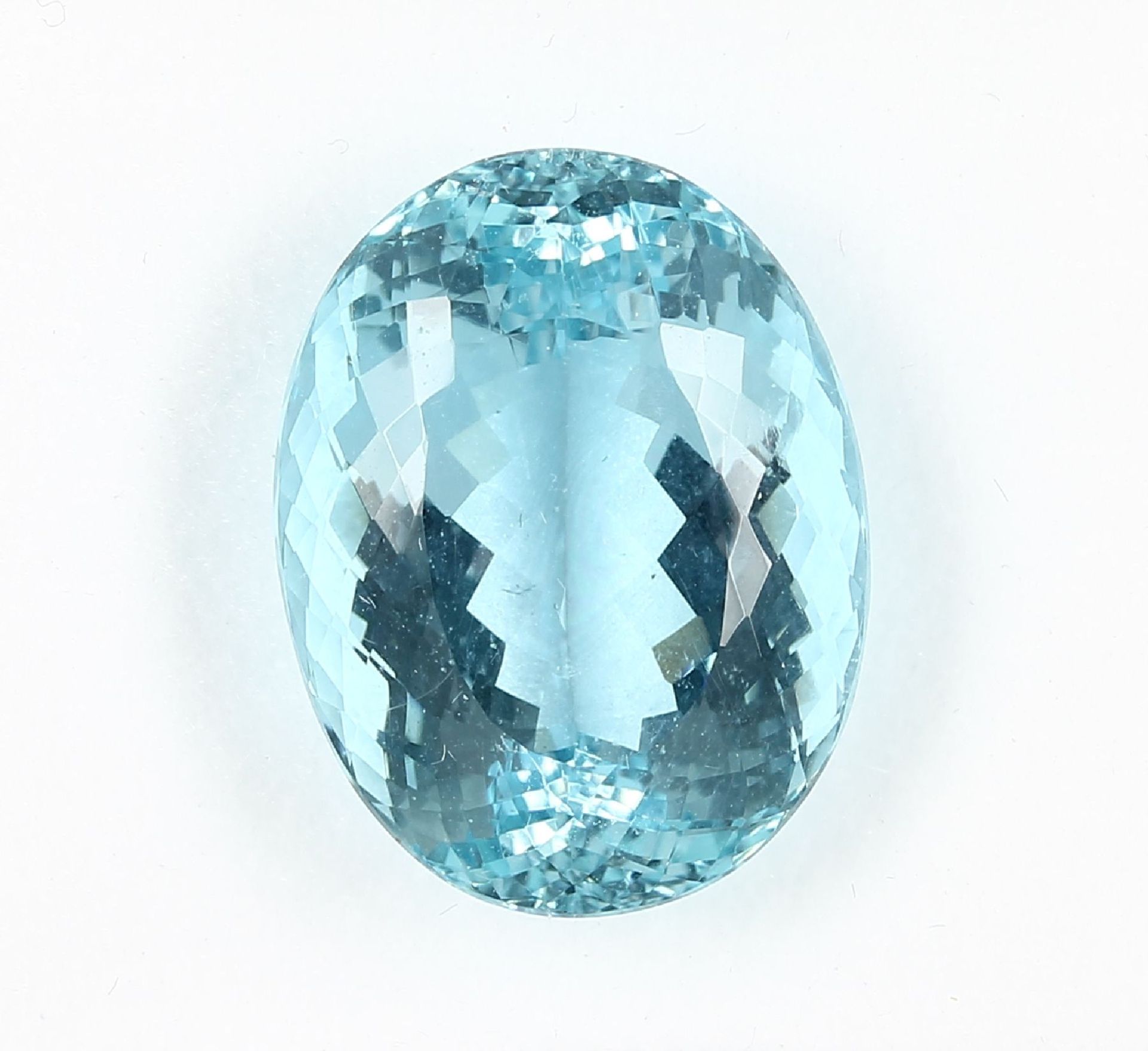 Loser Aquamarin, ca. 24.28 ct, oval