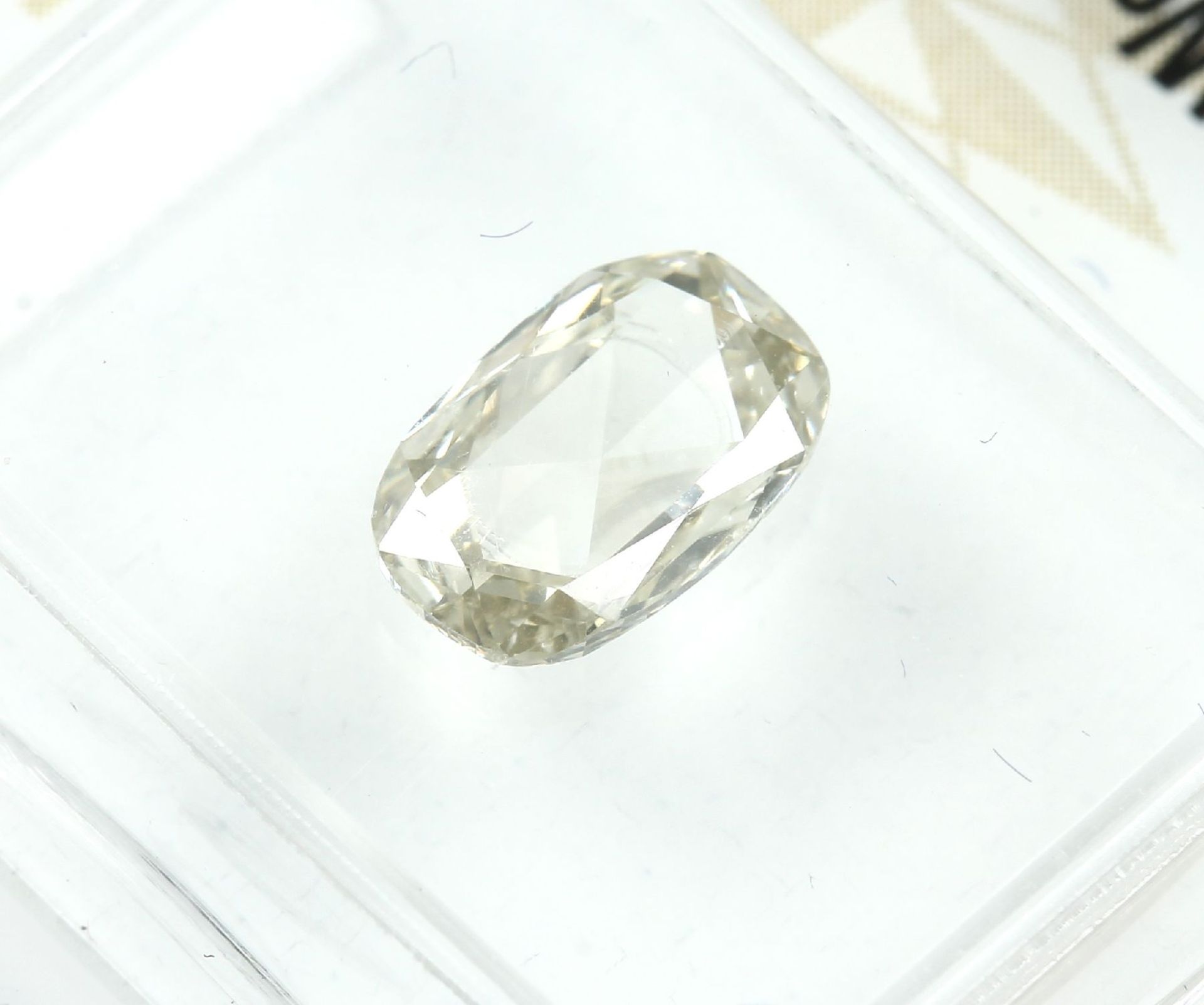 Loser Diamant, 1 ct Natural fancy light brownish - Image 3 of 3