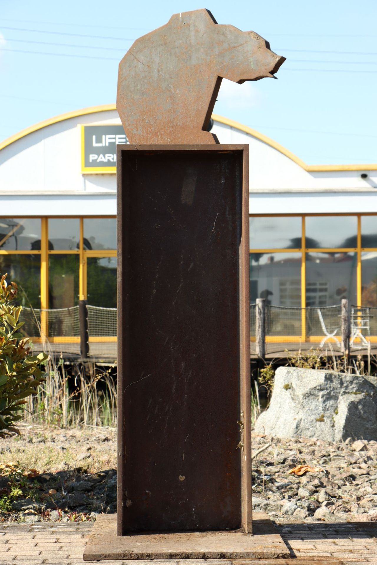 Skulptur, Andreas Helmling, Eisen/Metall, gesenkter Kopf,