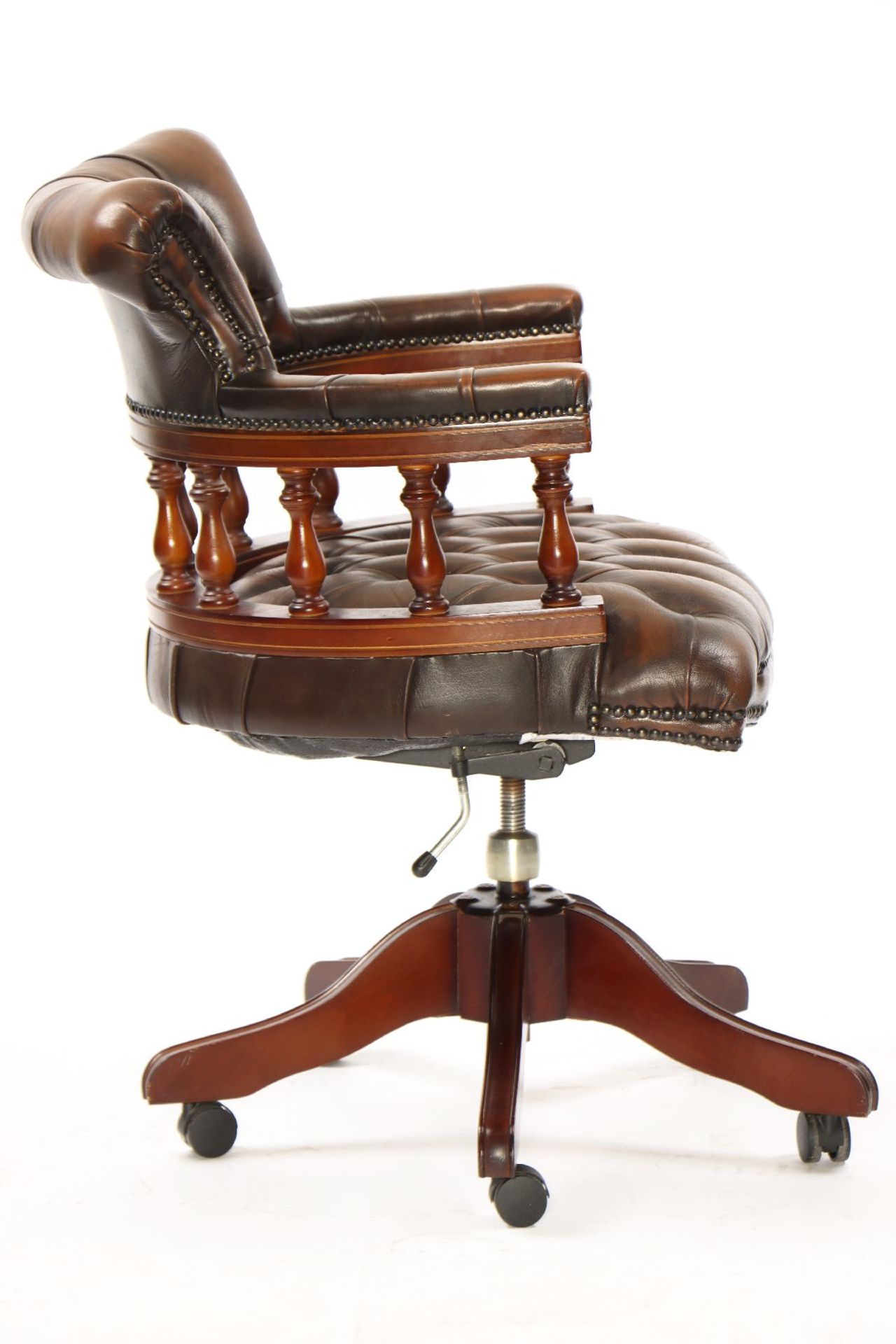 Captain-Chair, England, Holzelemente z.T. Rüster massiv, - Image 2 of 4