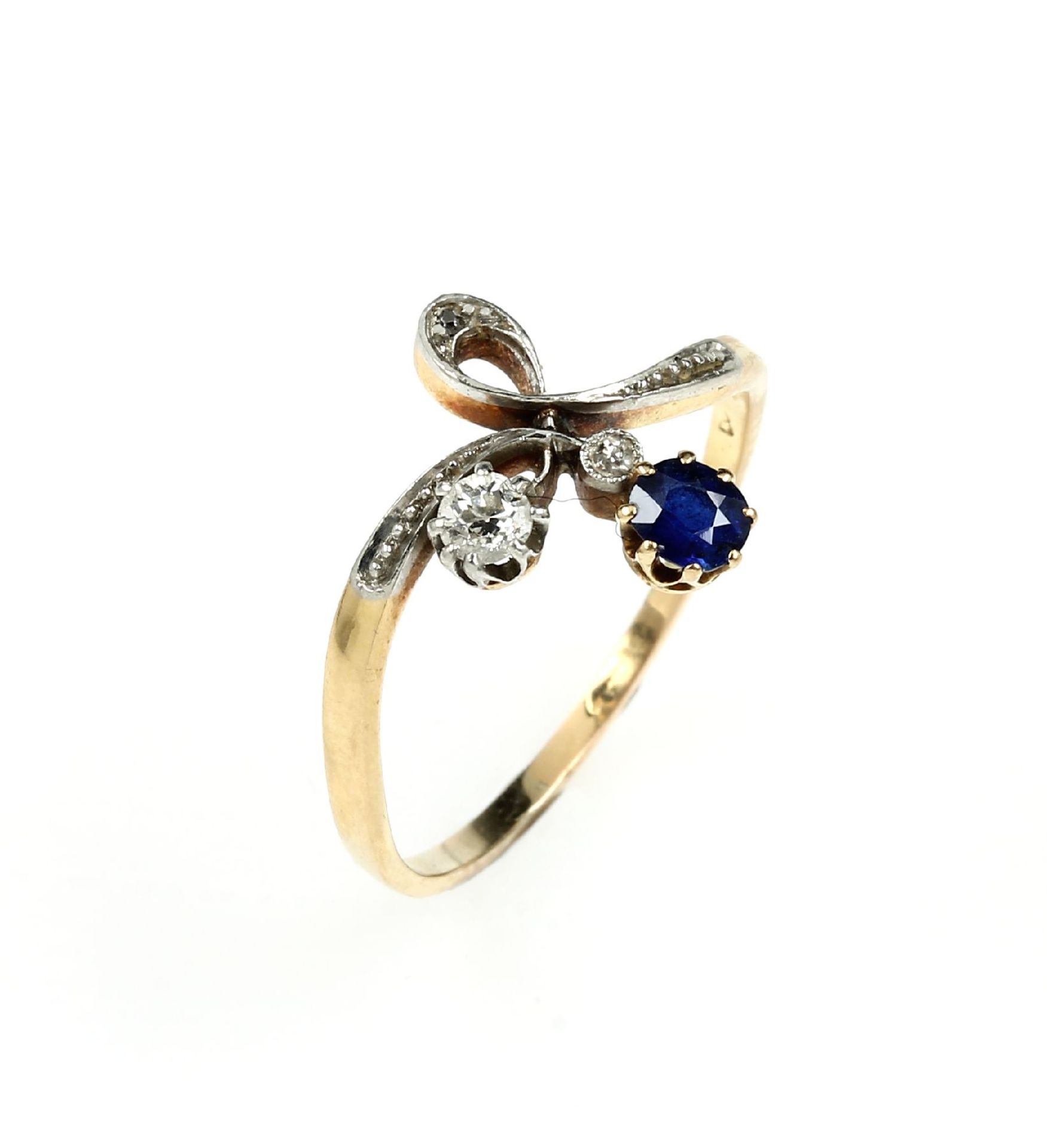 14 kt Gold Ring mit Diamanten, GG 585/000, 2