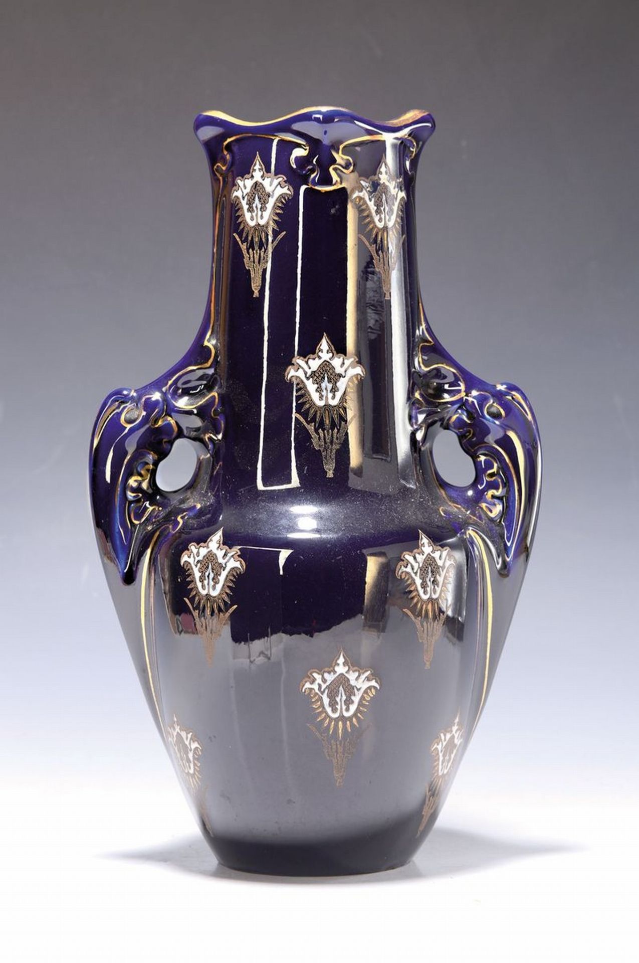 Grosse Doppelhenkelvase, Keller & Guerin, Luneville, um