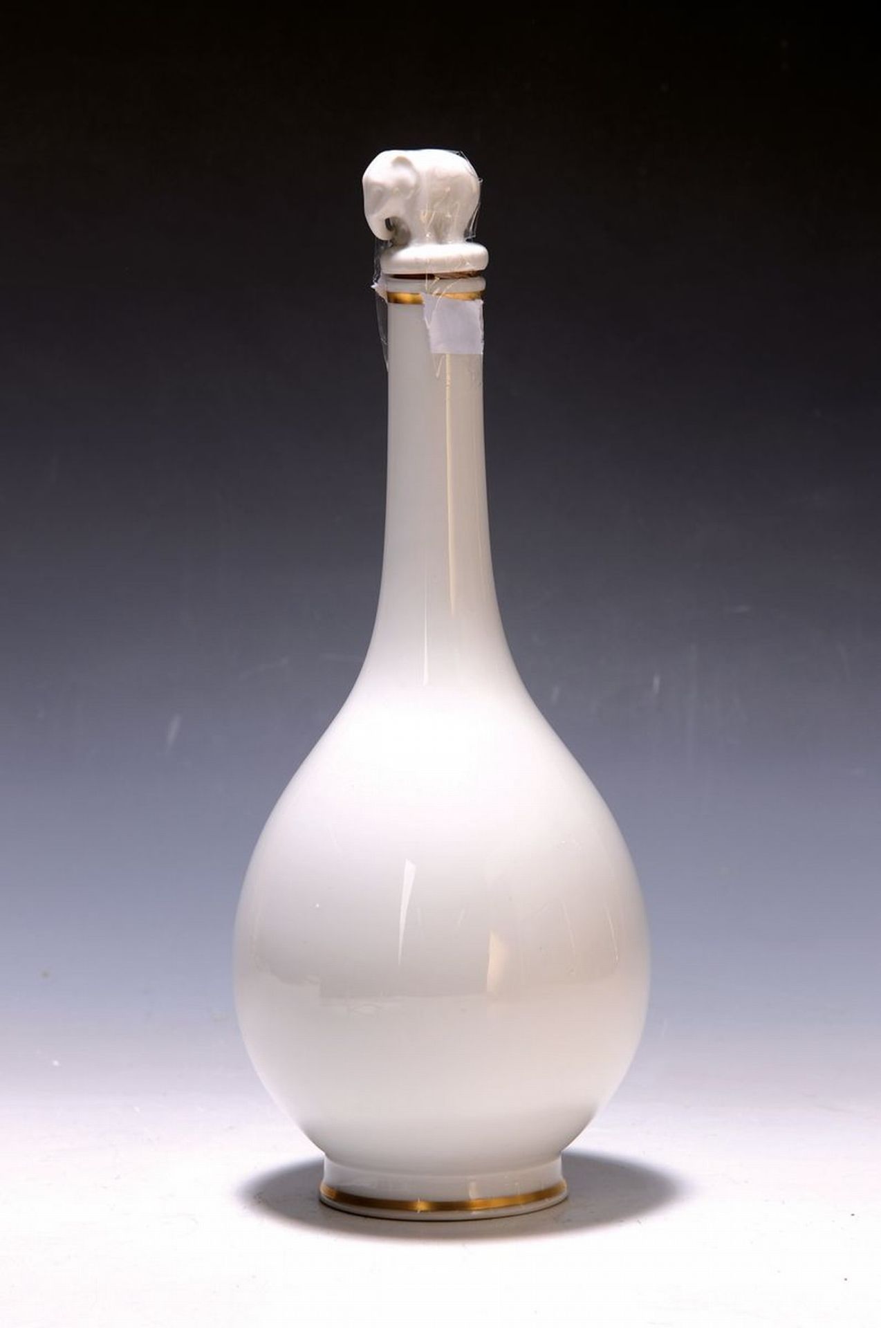 Deckelvase/-flasche, KPM Berlin, um 1910, Porzellan weiß,