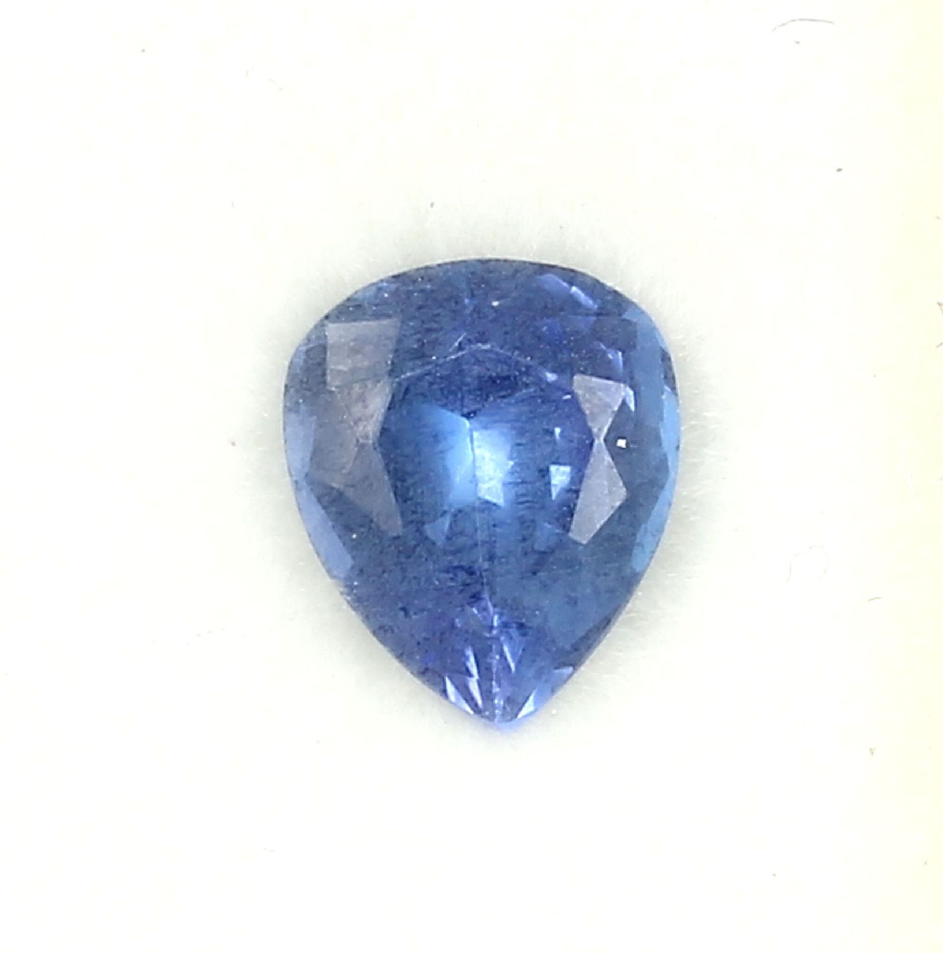 Loser facett. Tansanit, 1.93 ct  , bluish Violet