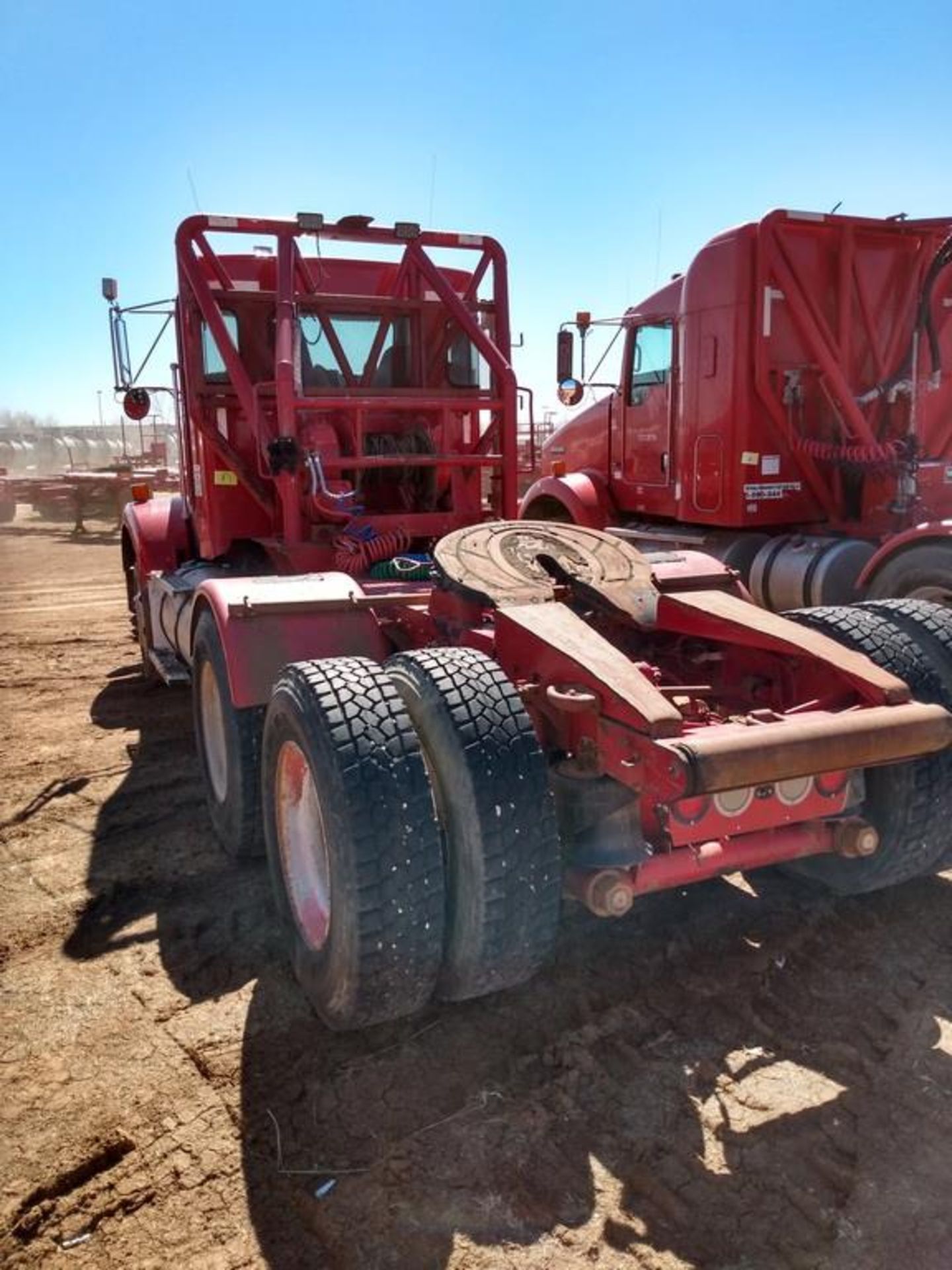 Kenworth Truck - Image 6 of 22