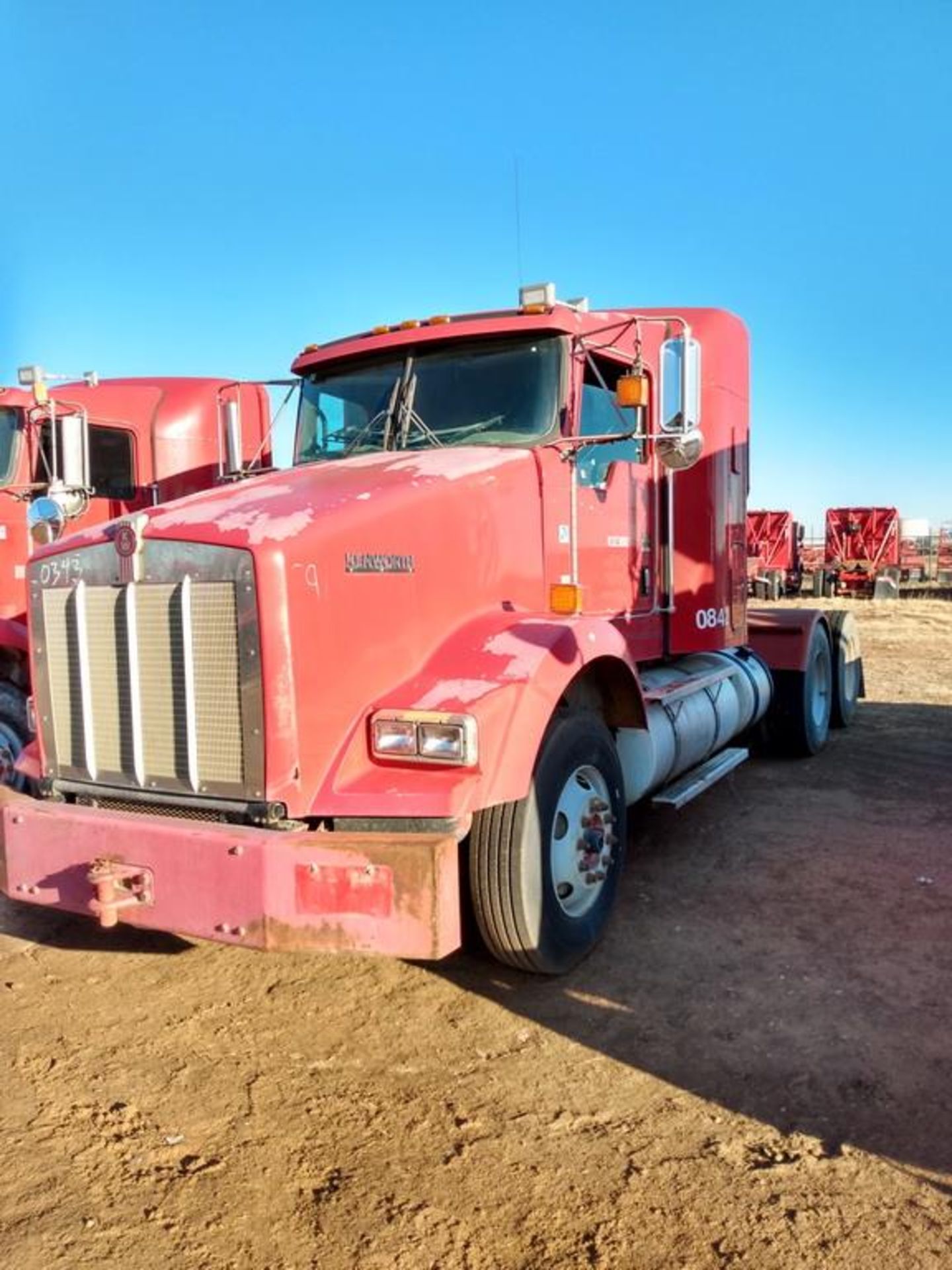 Kenworth Truck - Image 2 of 19