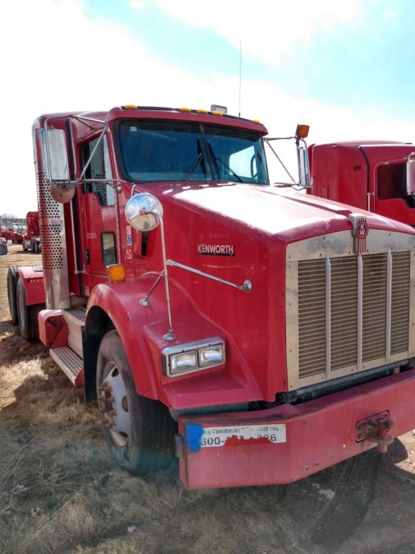 Kenworth Truck - Image 2 of 18