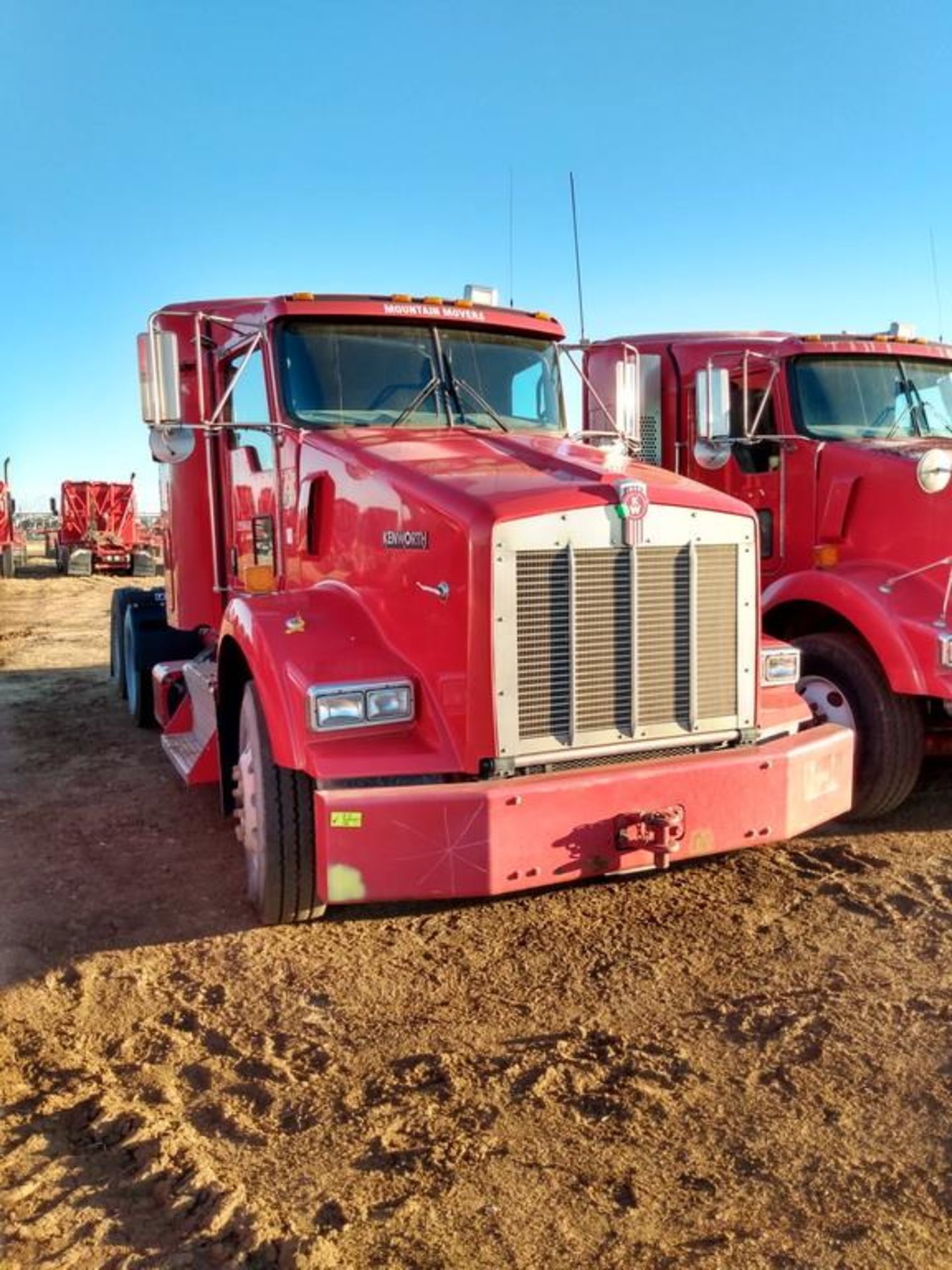 Kenworth Truck - Image 2 of 19