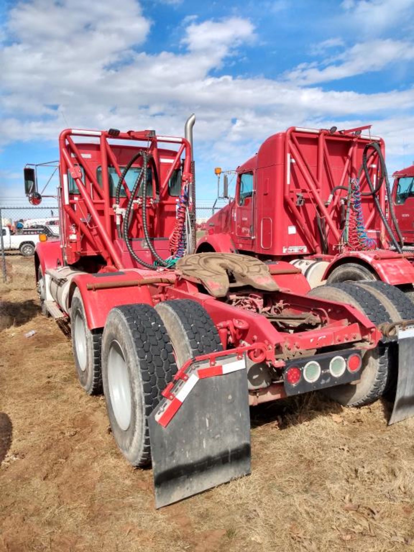 Kenworth Truck - Image 6 of 19