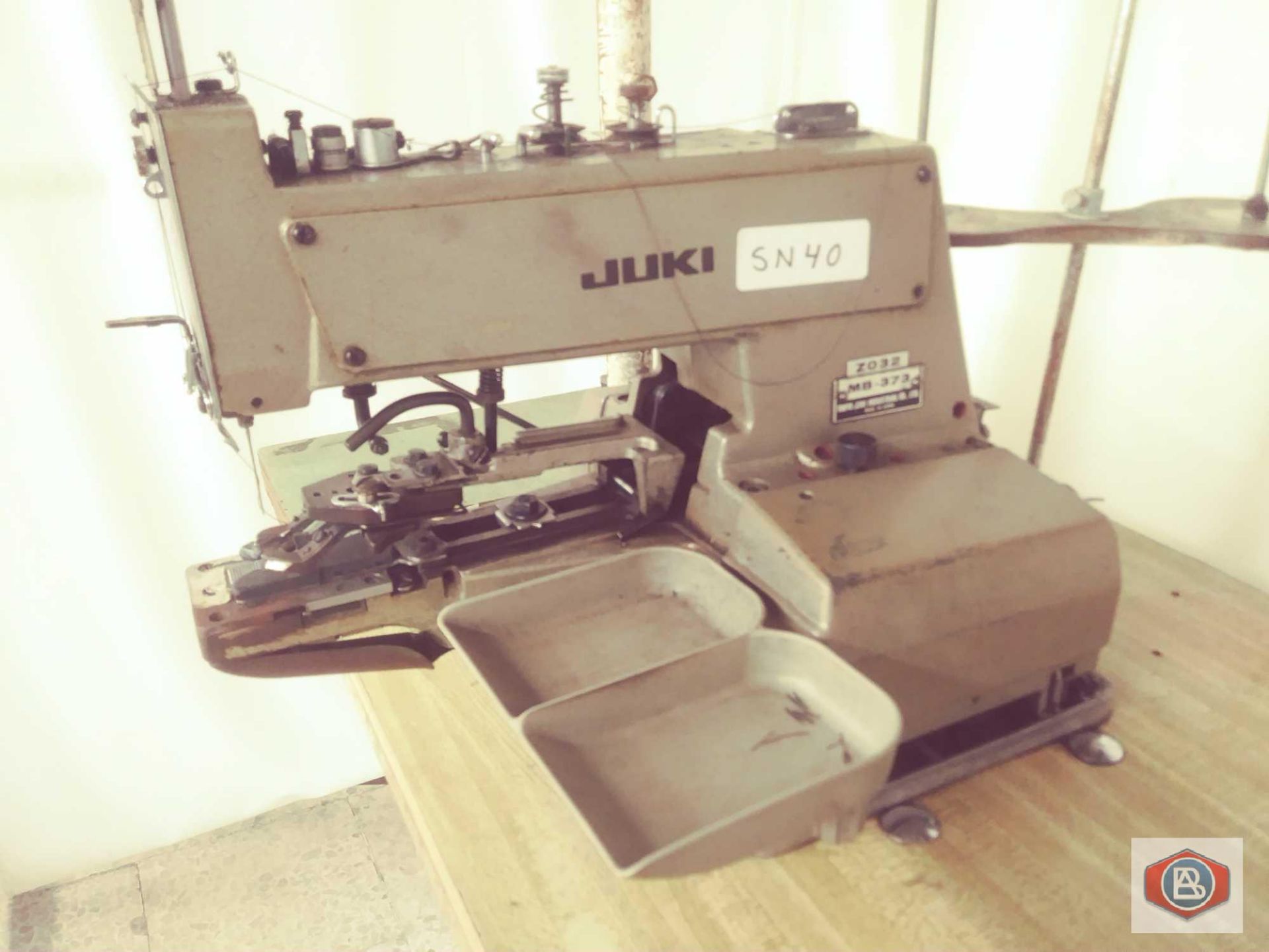 Juki Mod. MB-373 Button Sewing Machine