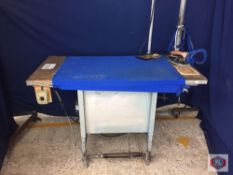 Keumseoung Mod. 76-2 Ironing Table and Iron