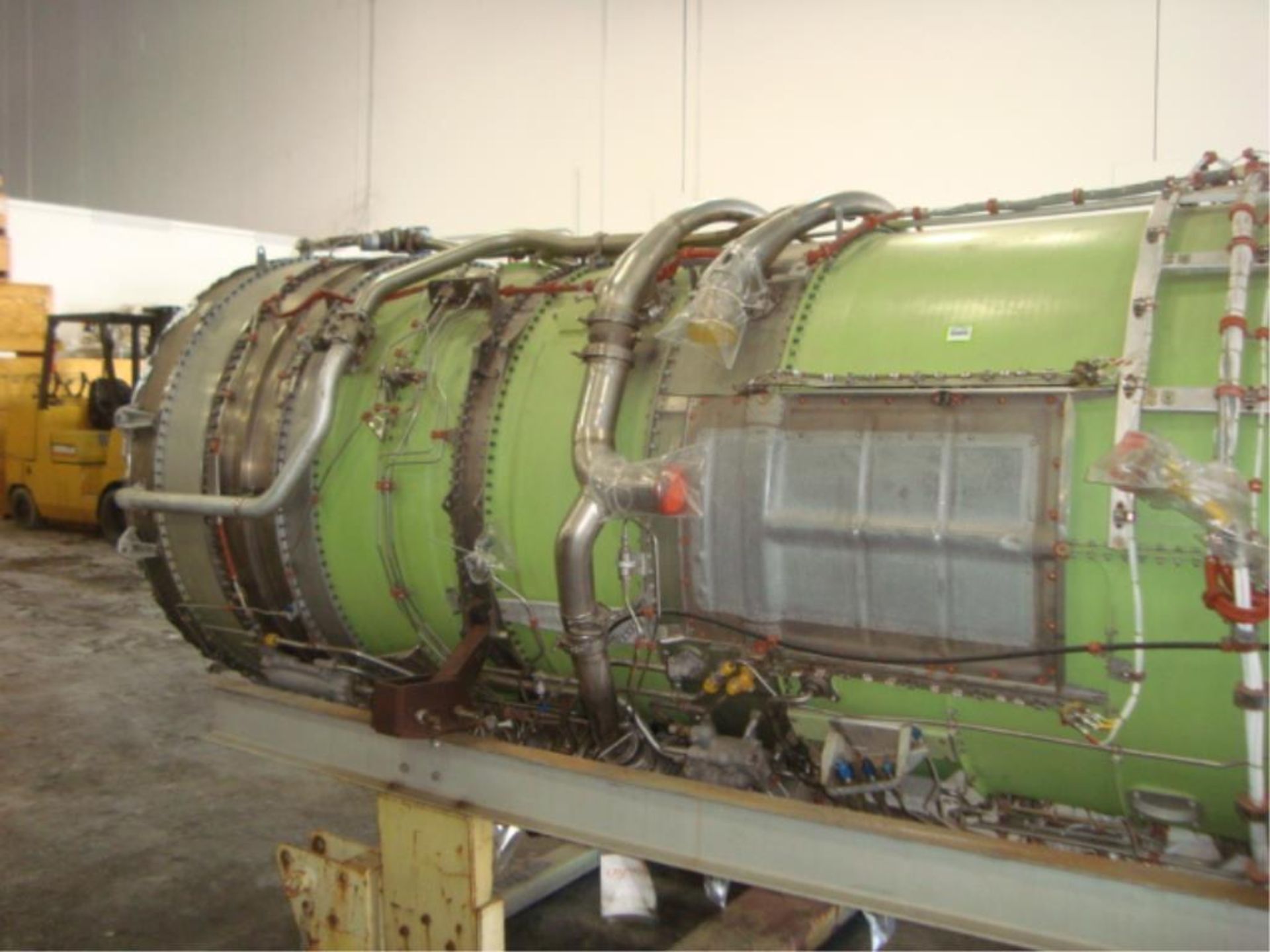 P & W JT8D-219 Jet Engine ESN# 725966 - Image 15 of 18