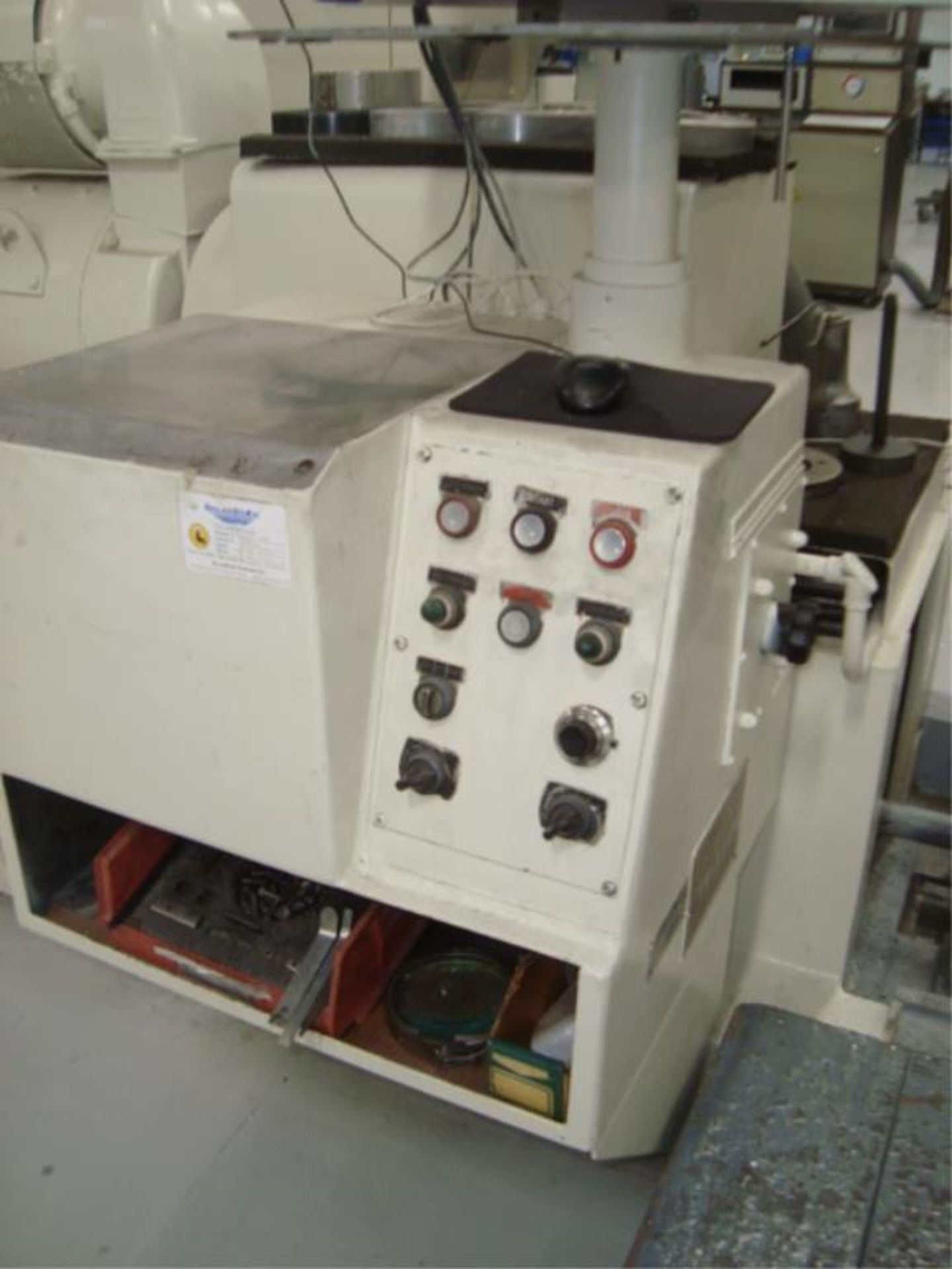 Dynamic Balancer- Soft Bearing Machine - Image 6 of 18