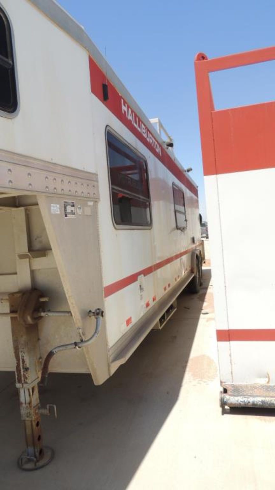 Horse Trailer - Image 2 of 19