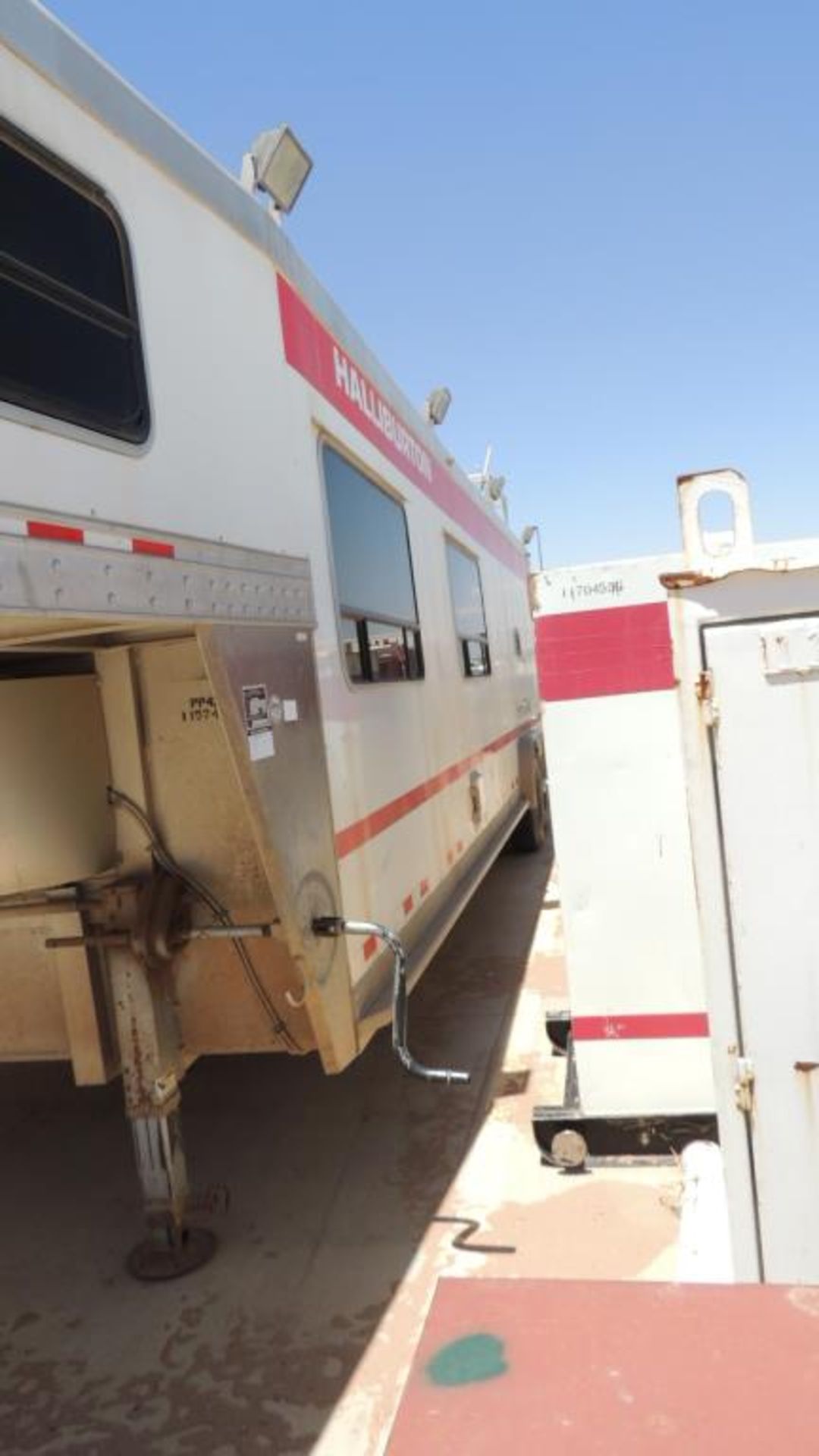 Horse Trailer - Image 2 of 21