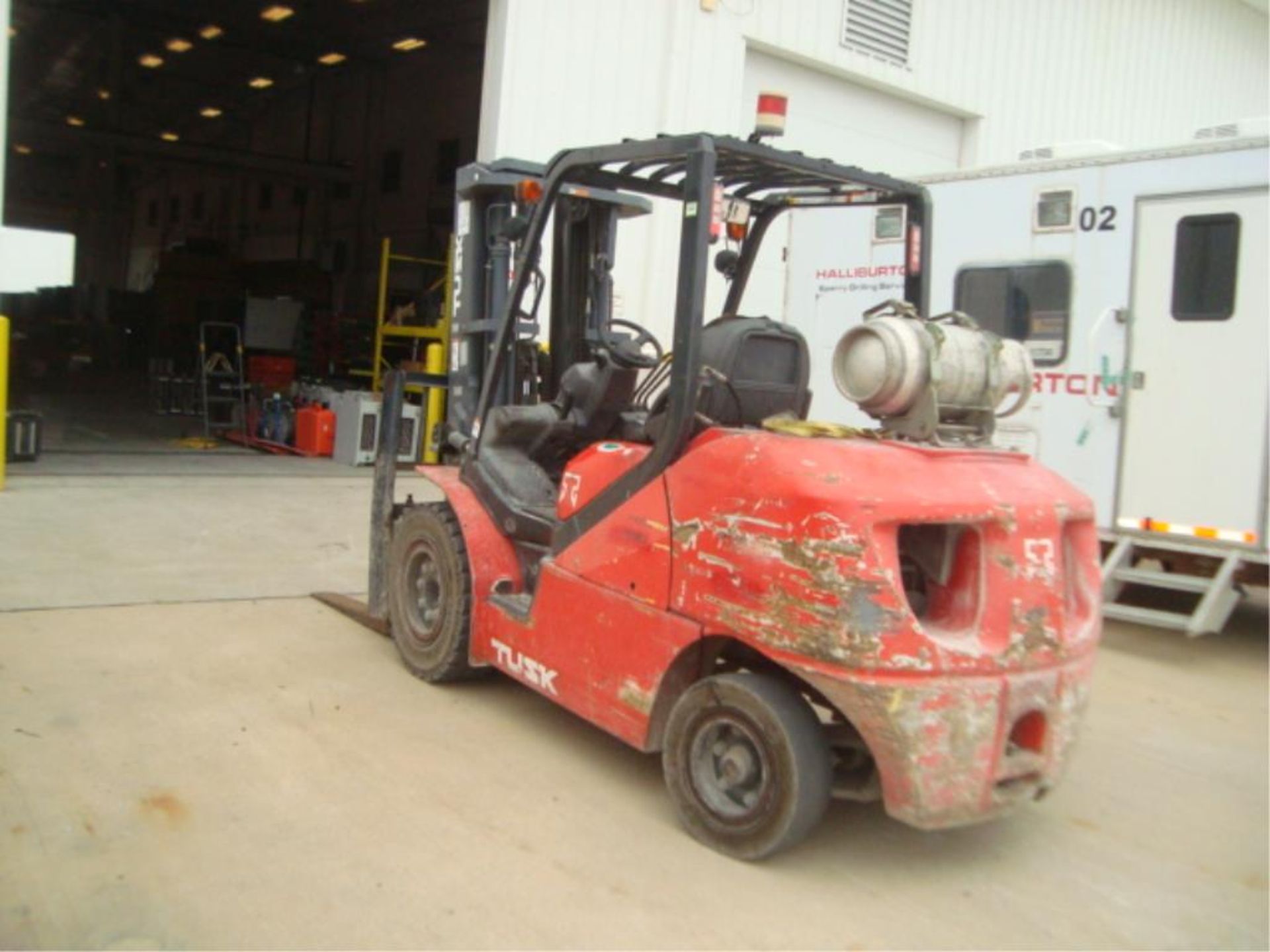 Propane Forklift, 6350 lb. Capacity - Image 5 of 12