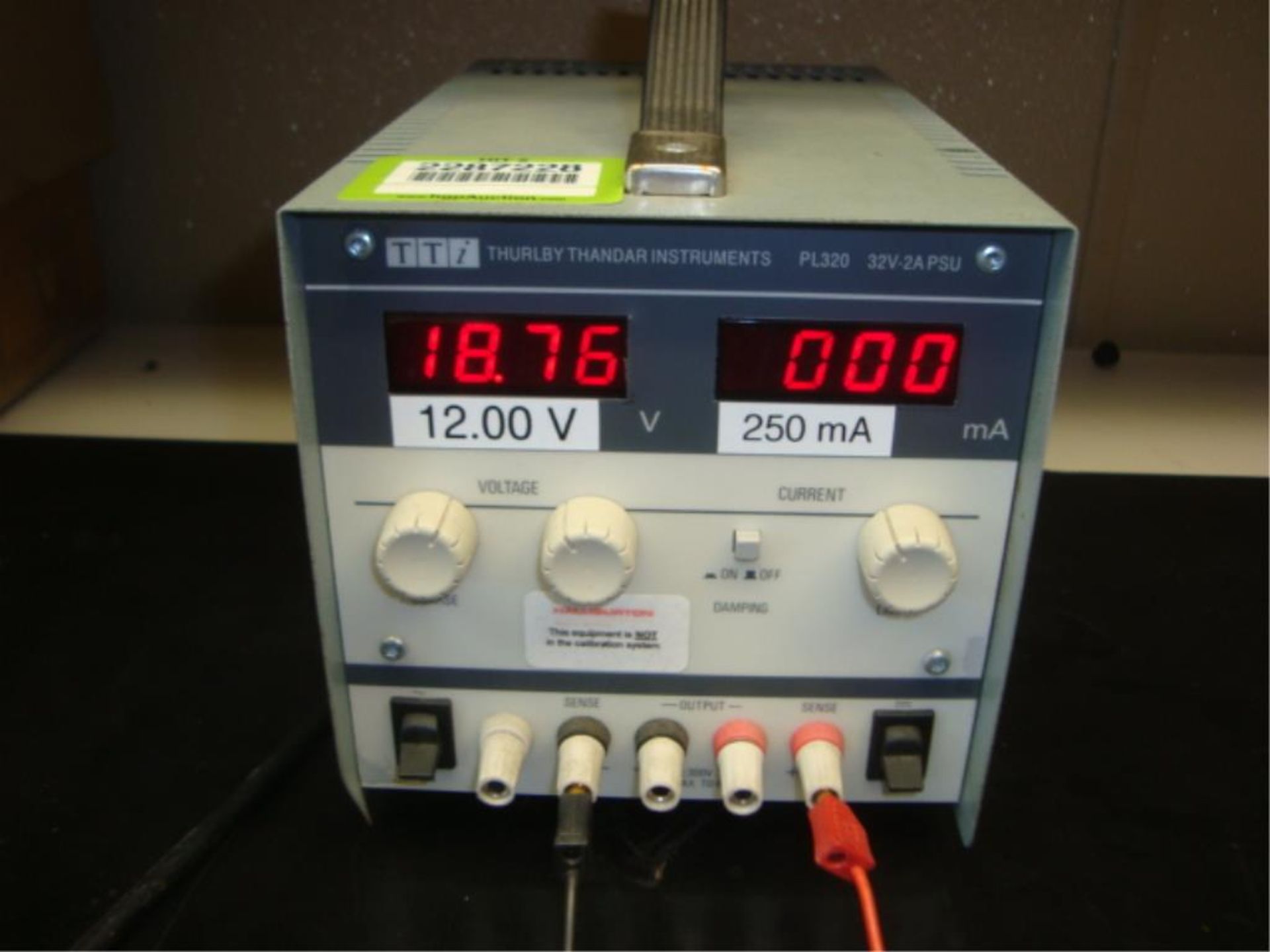 Digital DC Power Supply, 0-32V, 0-2A