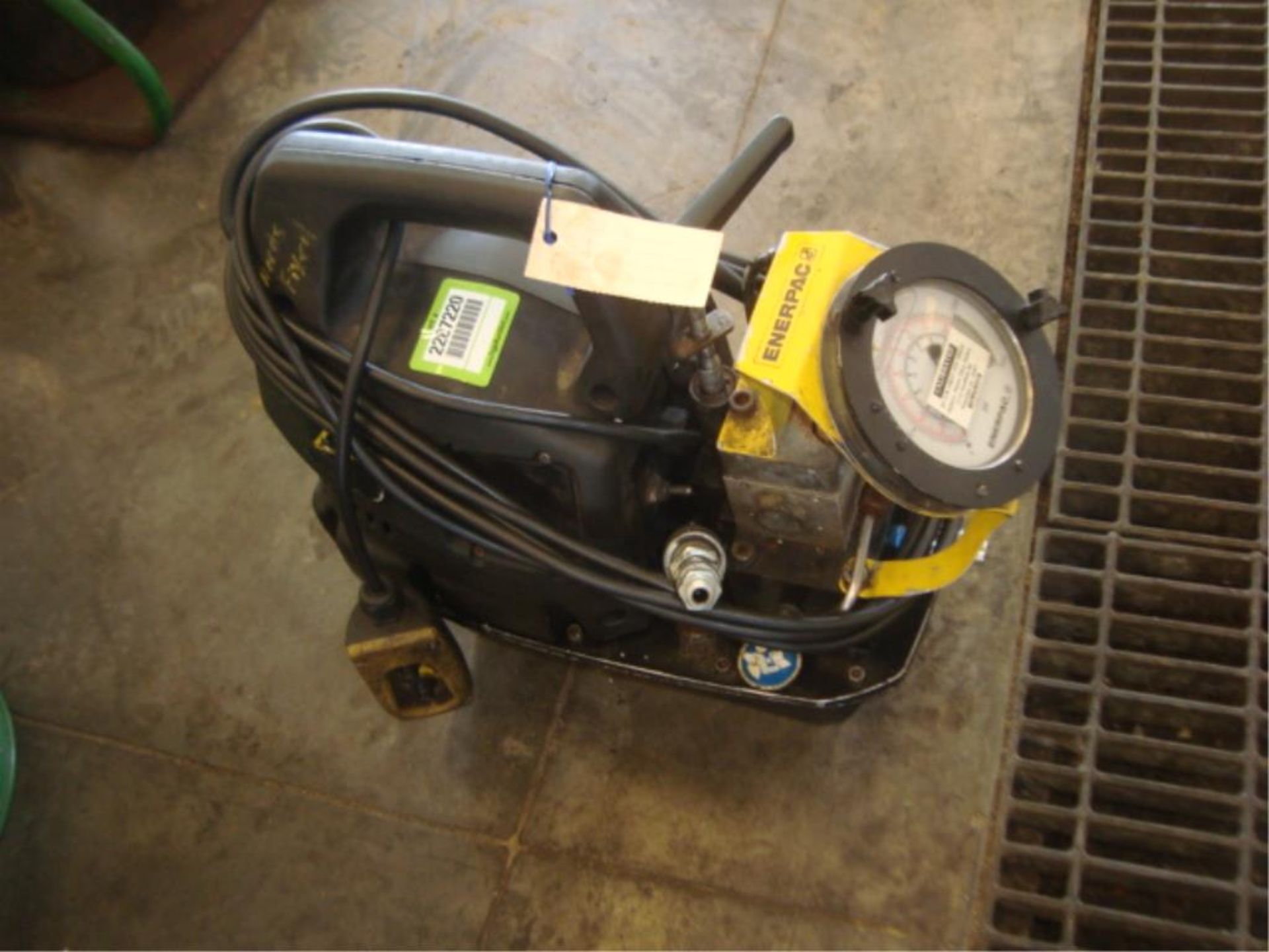 1-3/4 HP Torque Wrench Hydraulic Electric Pump - Image 6 of 6