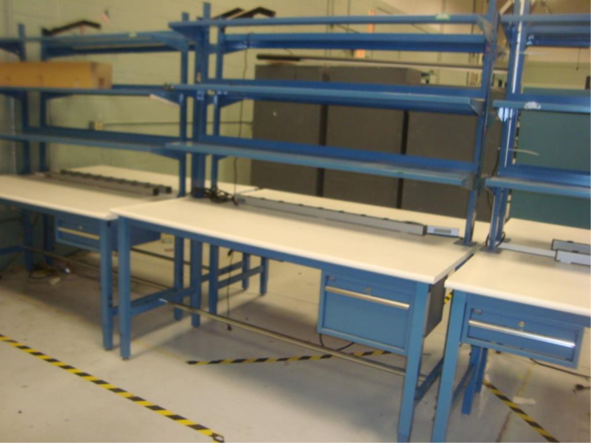 Heavy Duty Adjustable Height Workstations Benches - Image 4 of 7