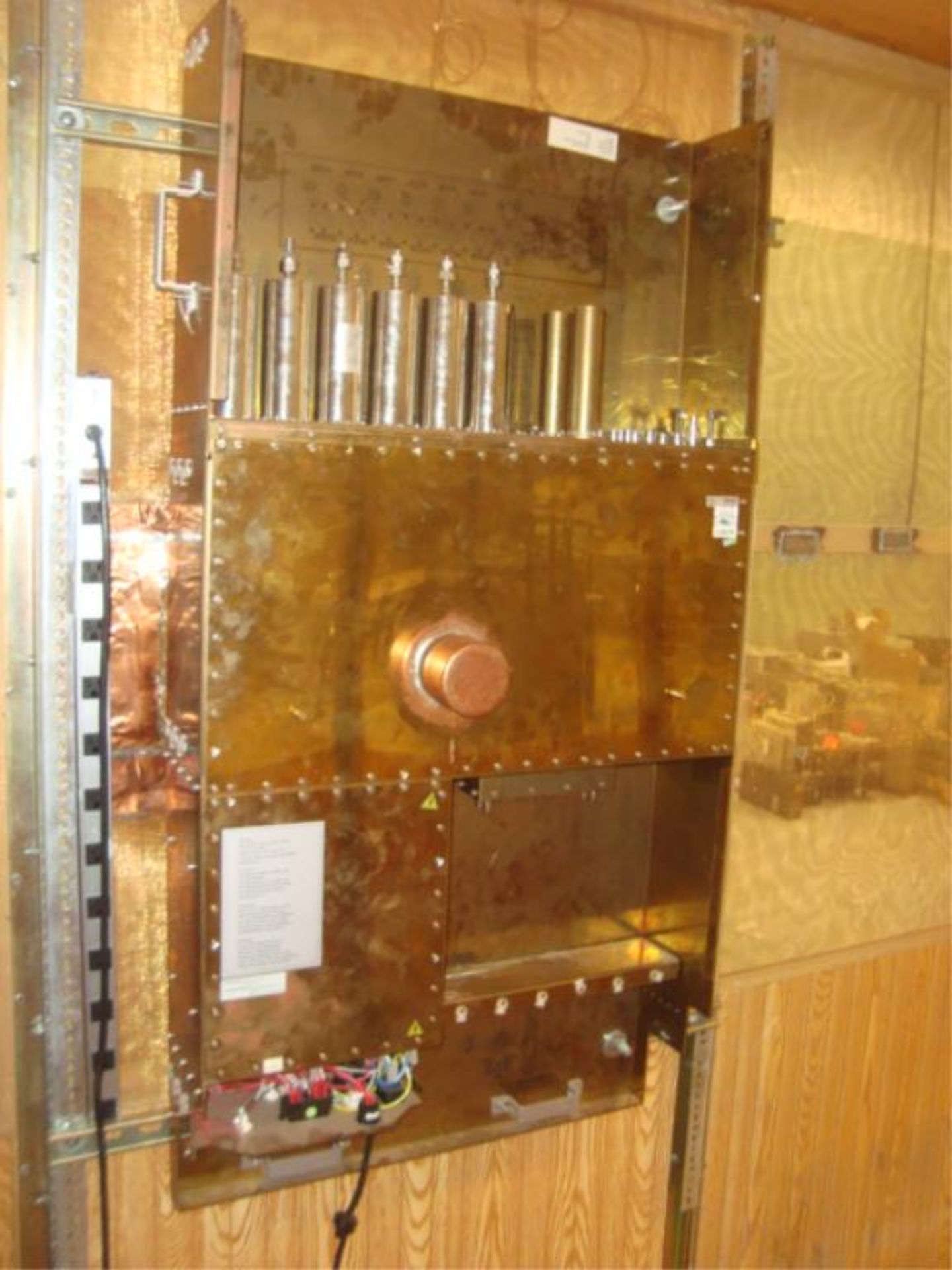 Modular Copper Screened RF Shielded Isolation Room - Image 15 of 20