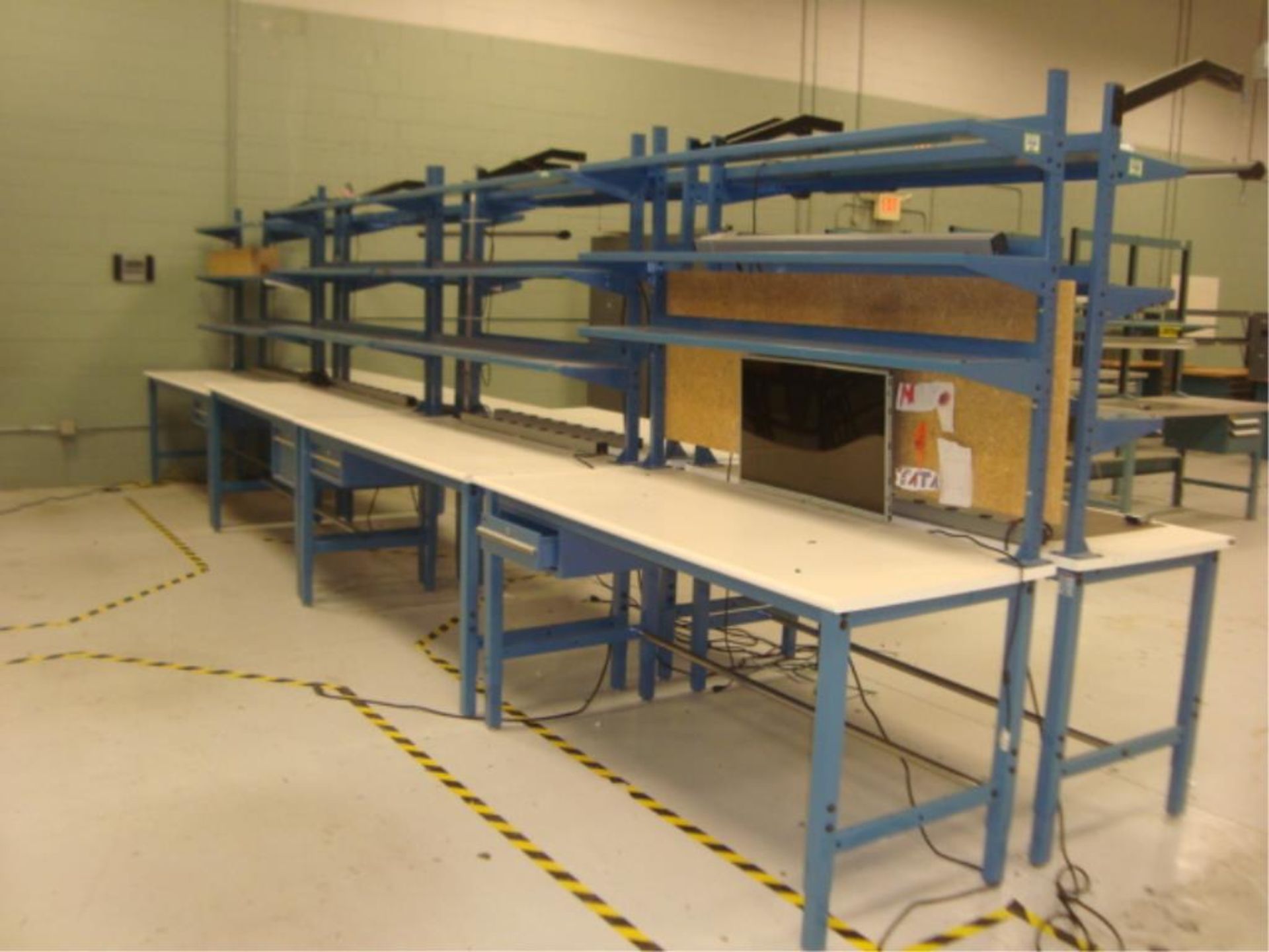 Heavy Duty Adjustable Height Workstations Benches
