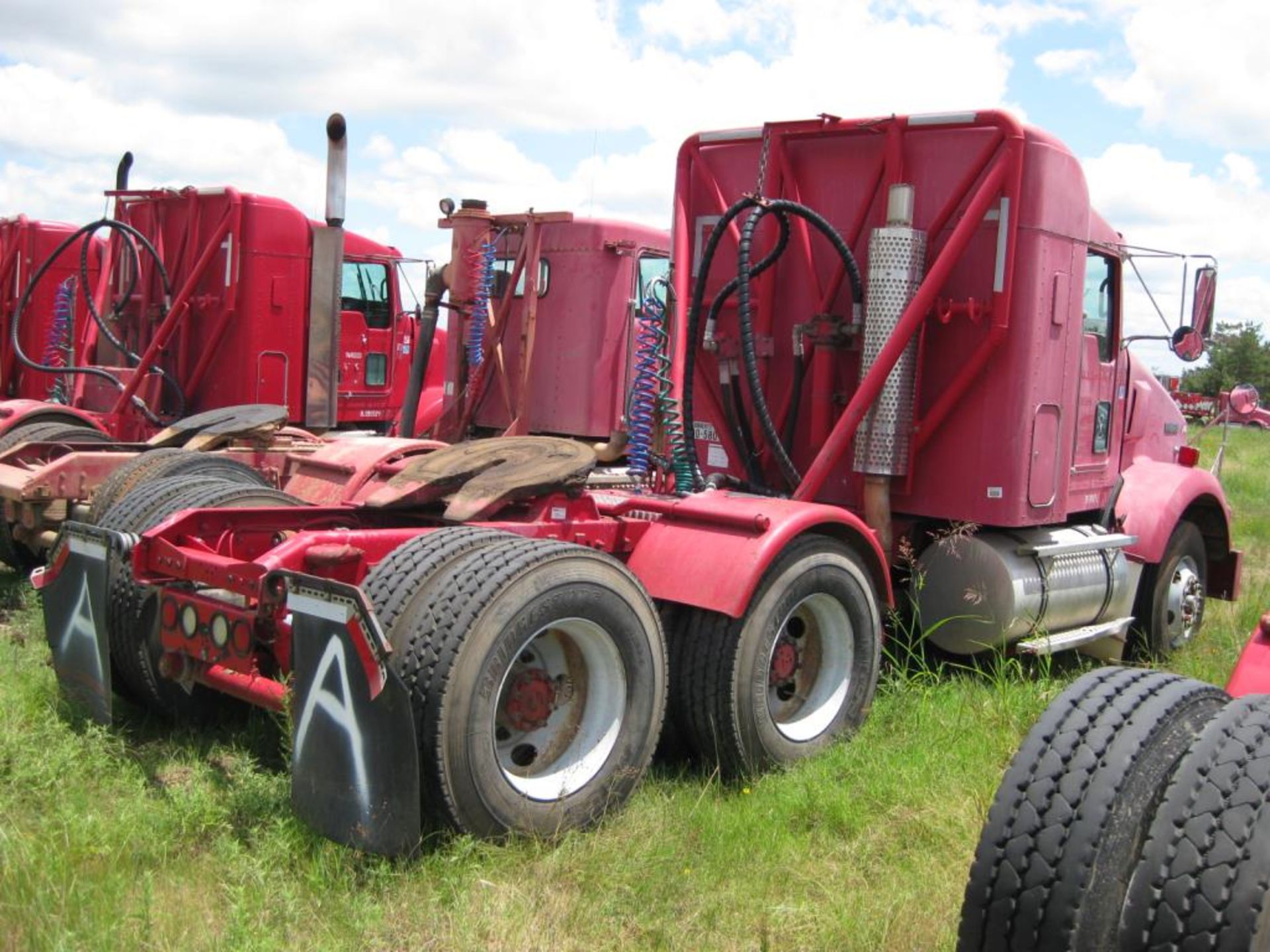 Kenworth Truck - Image 4 of 22