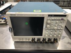 Tektronix Digital Phosphor Oscilloscope