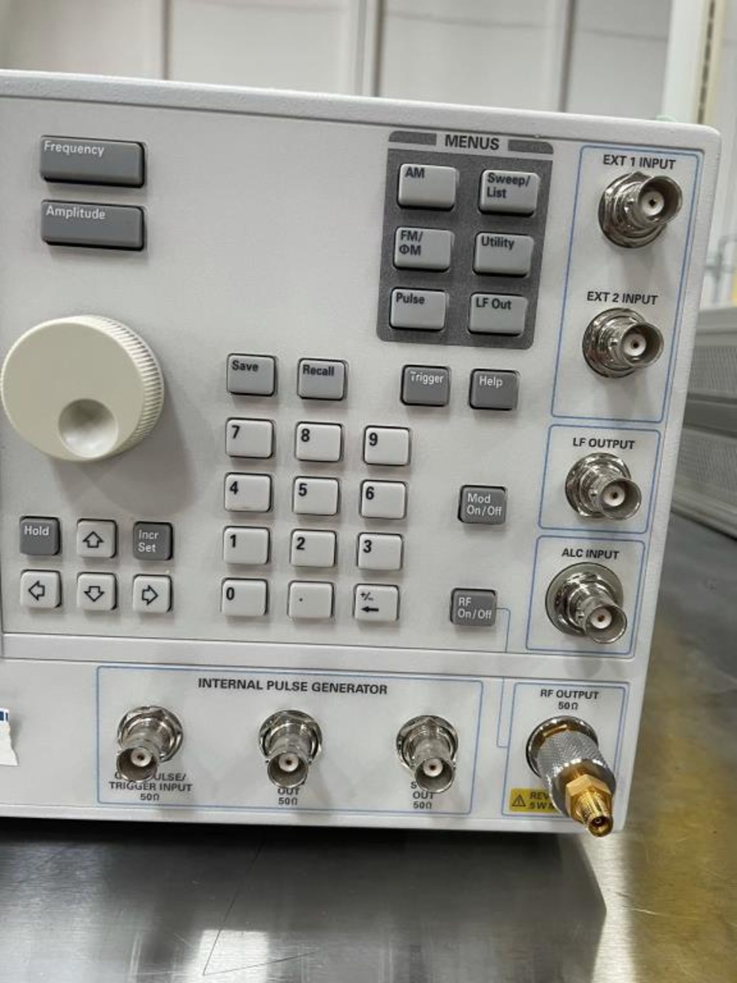 Agilent E8257D 250kHz-20GHz PSG Signal Generator - Image 7 of 7