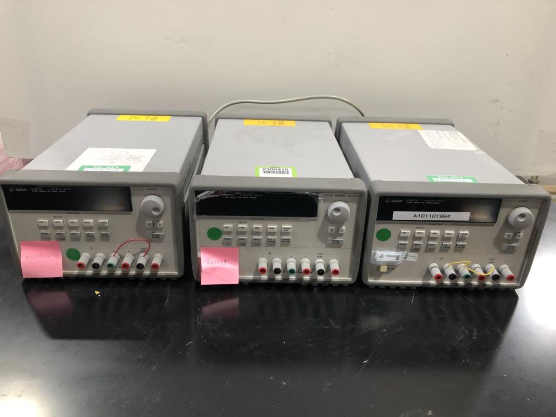 Agilent E3631A DC Power Supply