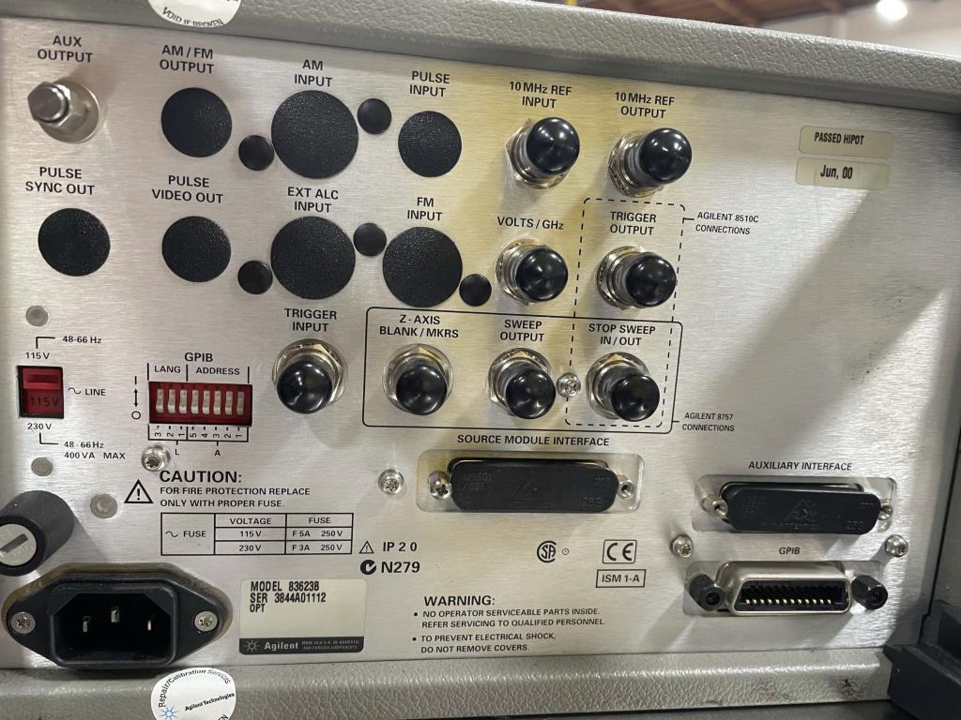 Agilent 83623B 10MHz-20GHz Swept Signal Generator - Image 4 of 4