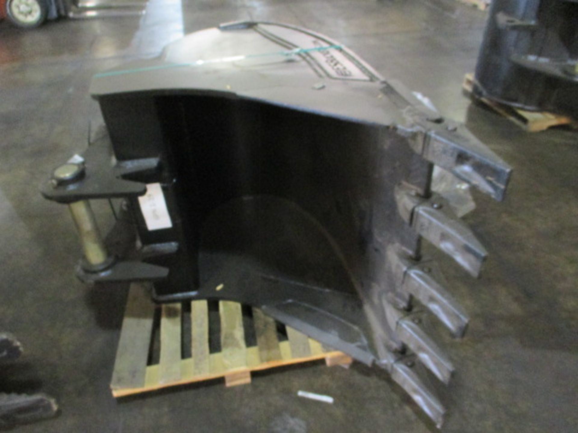 * NEW, NEVER USED * Excavator Bucket