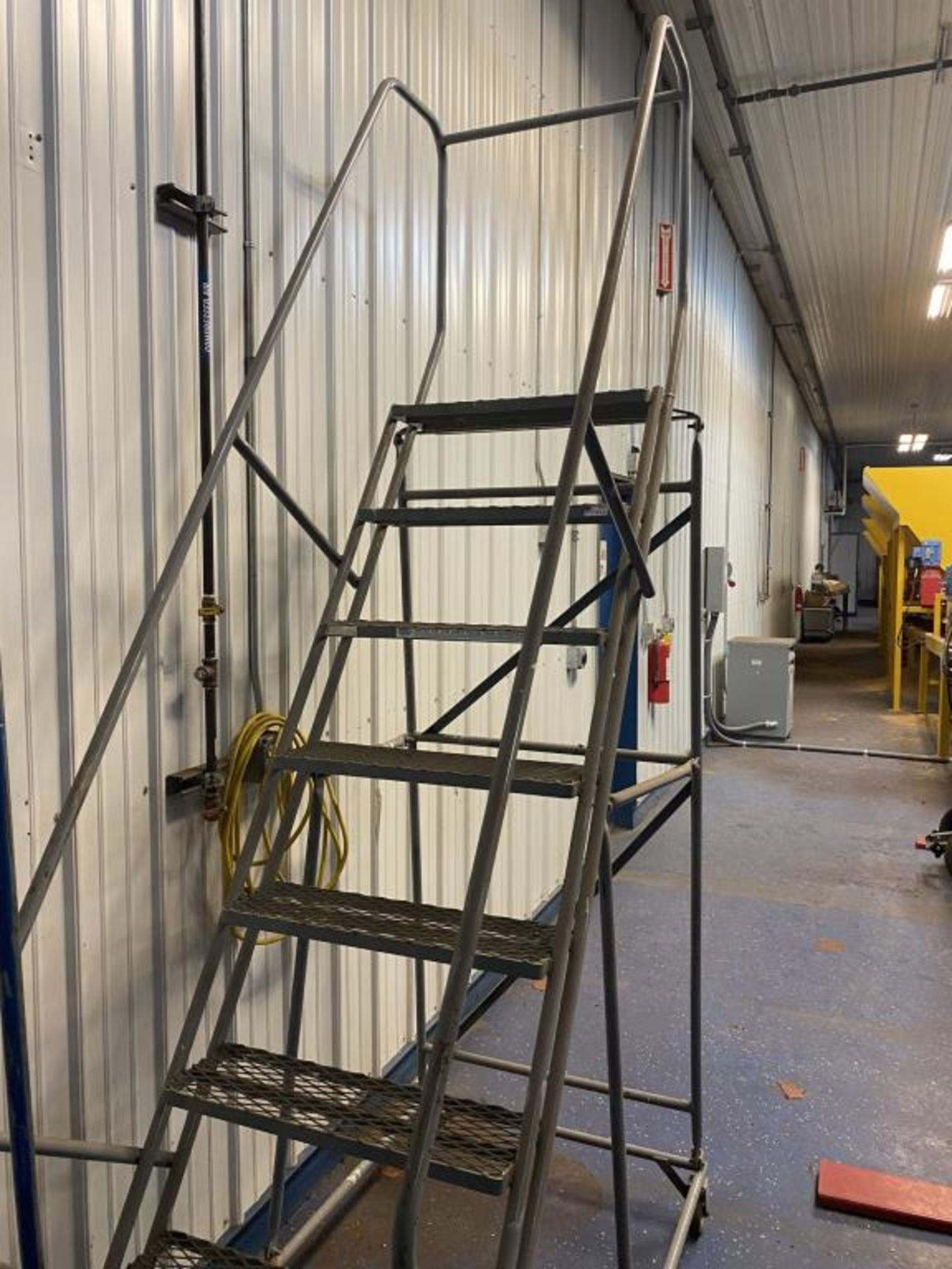 Safety Ladders - Image 2 of 2