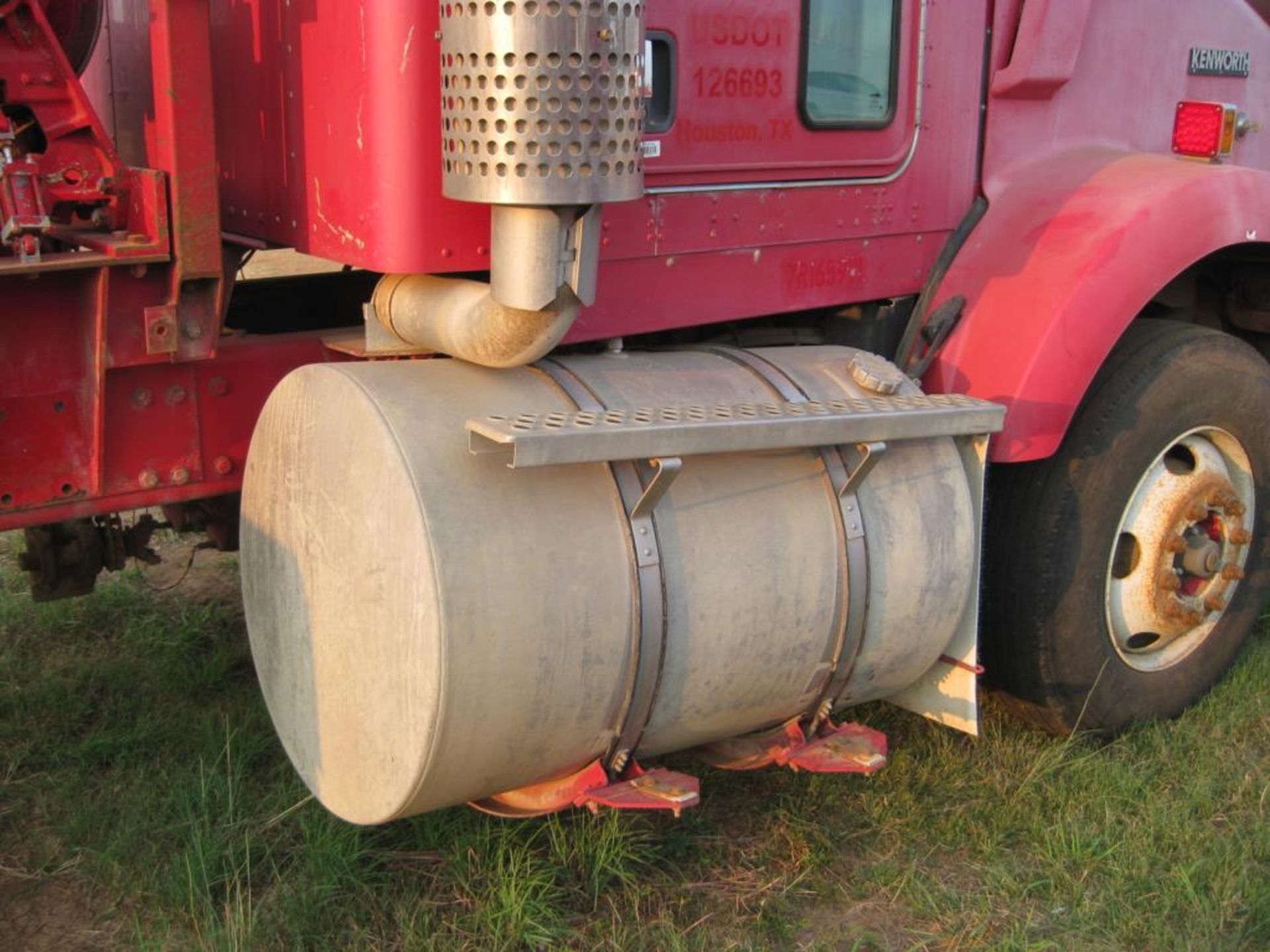 Kenworth Winch Truck - Image 13 of 28