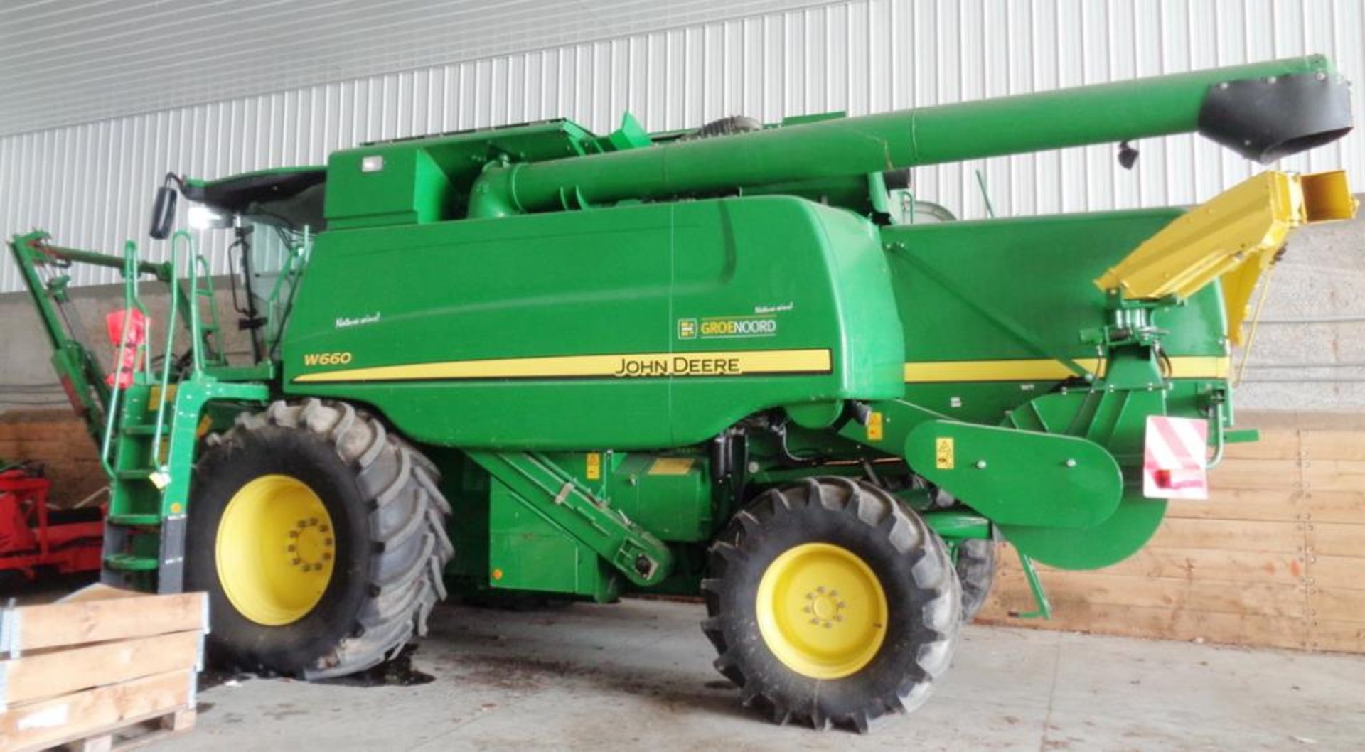 John Deere (Groenoord) Dbl.-Cut Combine Harvester