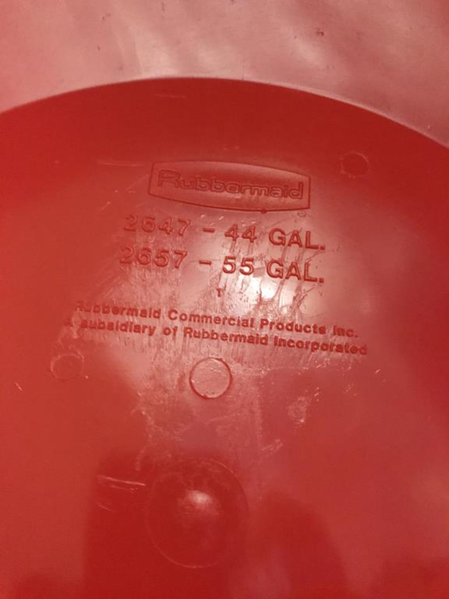 Rubbermaid Trash Can Dome Lids - Image 4 of 4