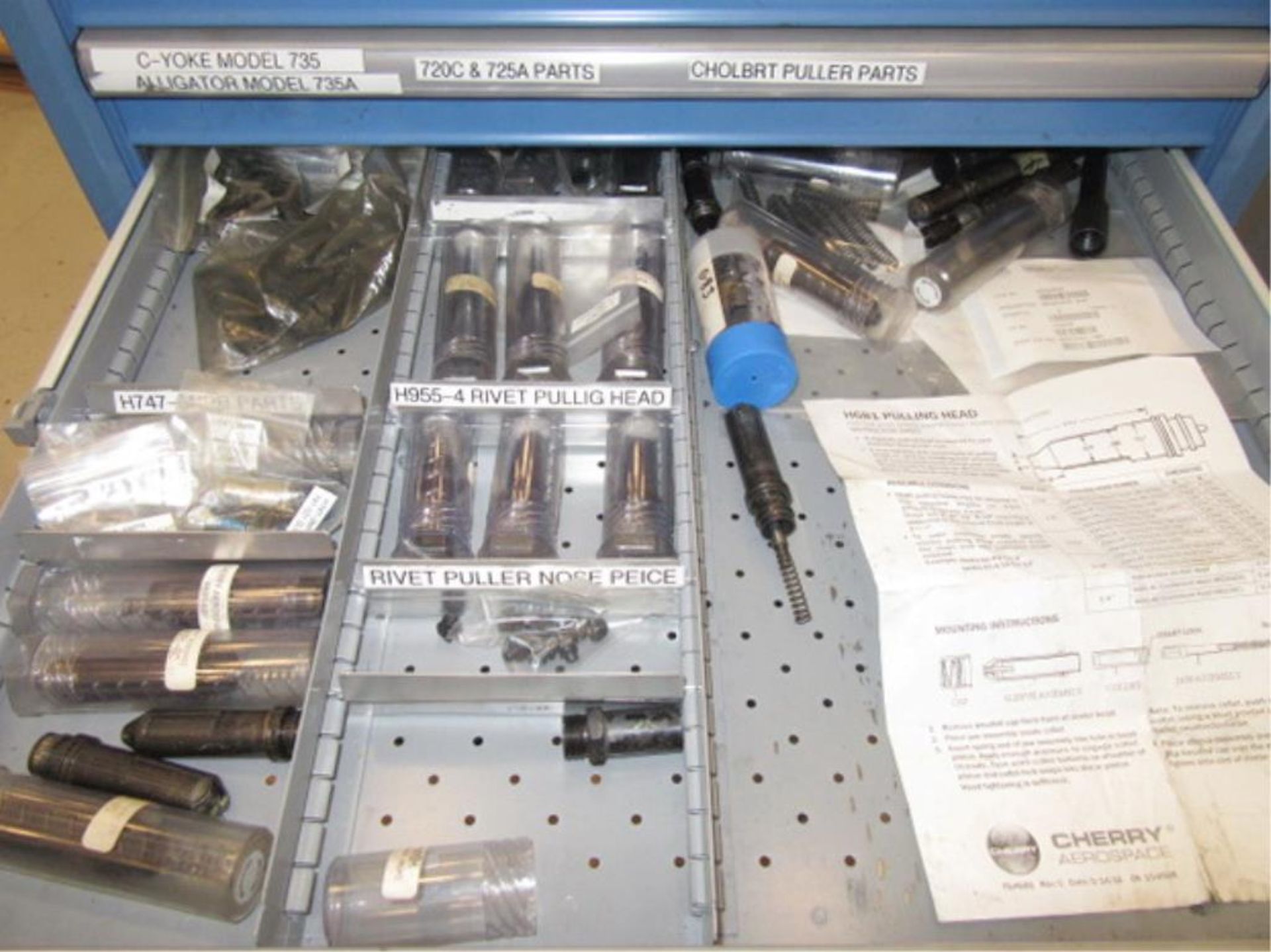 Tool Cabinet - Image 3 of 7